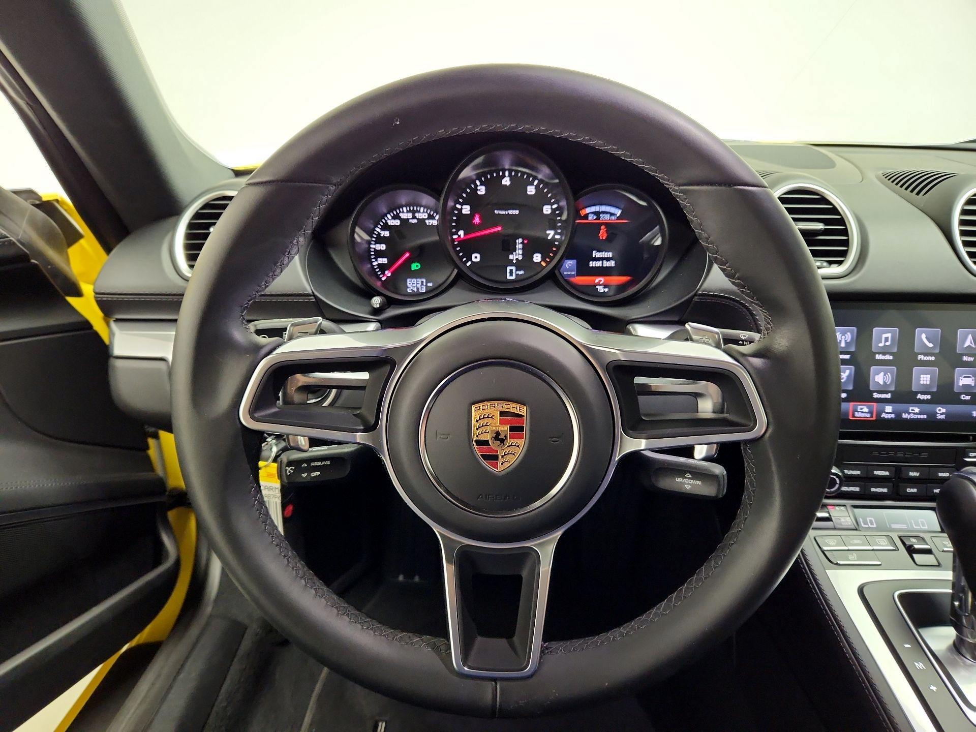 Thumbnail: 2023 Porsche 718 Cayman - 10