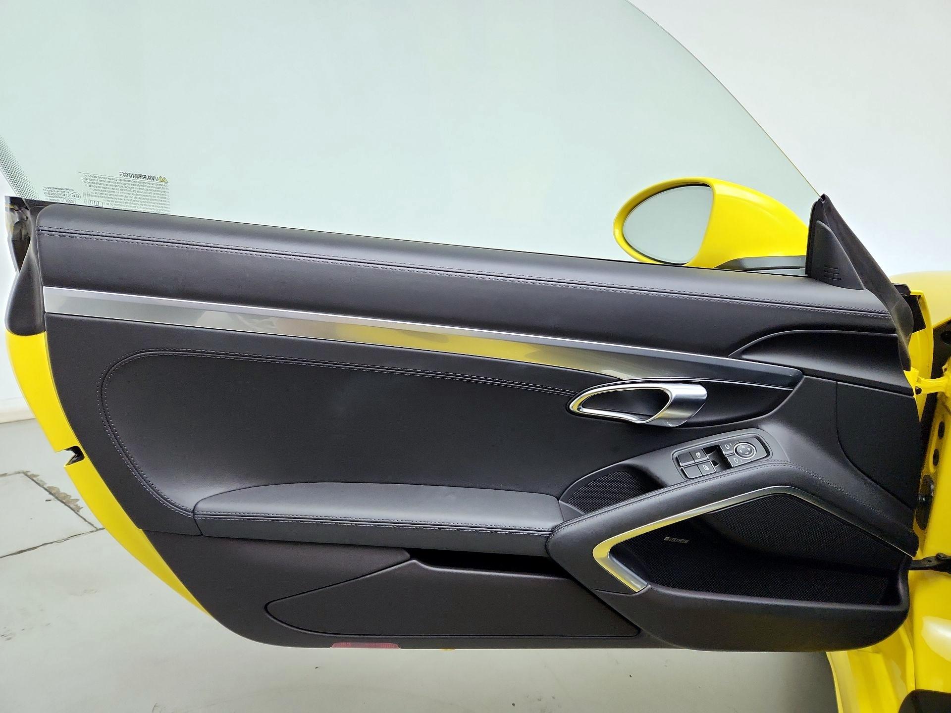 Thumbnail: 2023 Porsche 718 Cayman - 12
