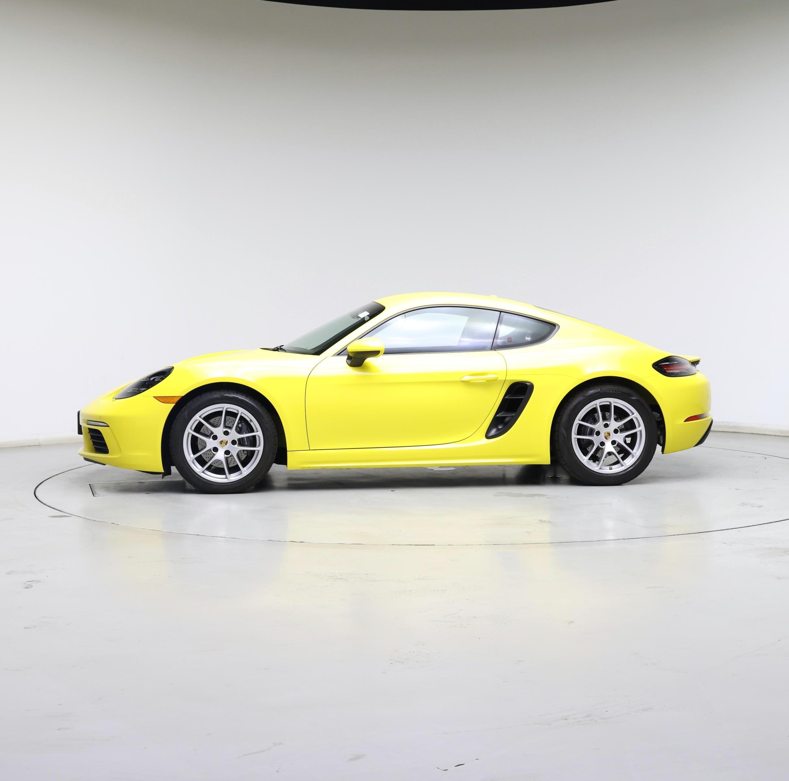 Thumbnail: 2023 Porsche 718 Cayman - 3