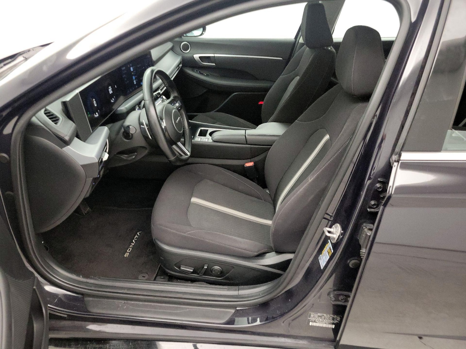 2024 Hyundai Sonata Hybrid SEL - Photo 12