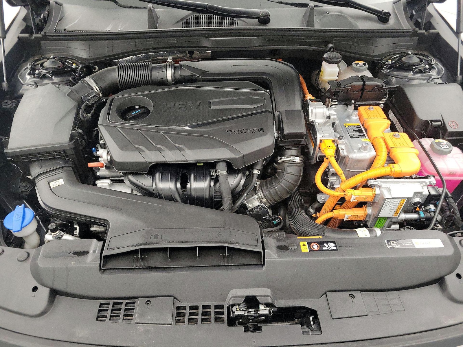2024 Hyundai Sonata Hybrid SEL - Photo 23