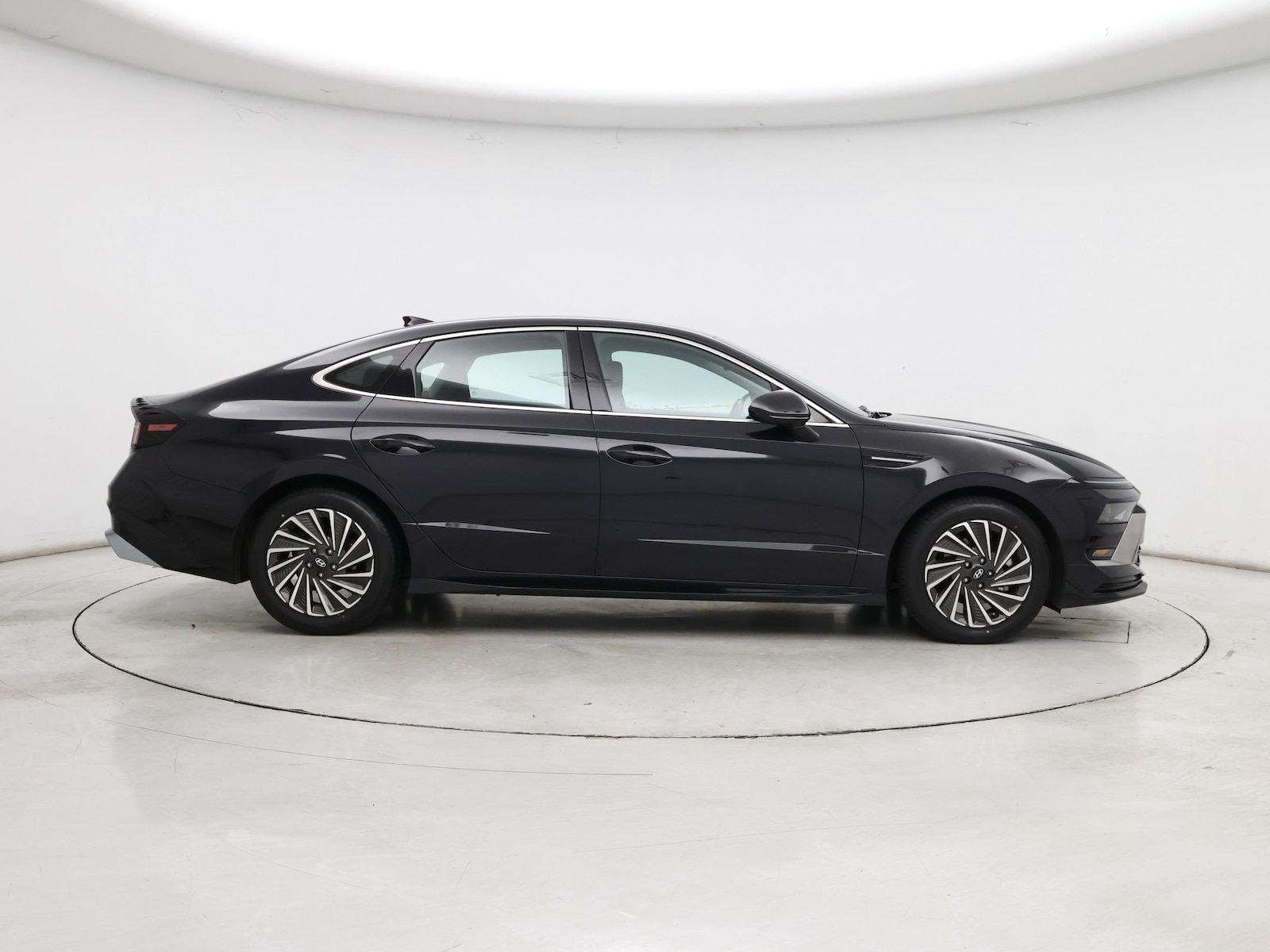 2024 Hyundai Sonata Hybrid SEL - Photo 8