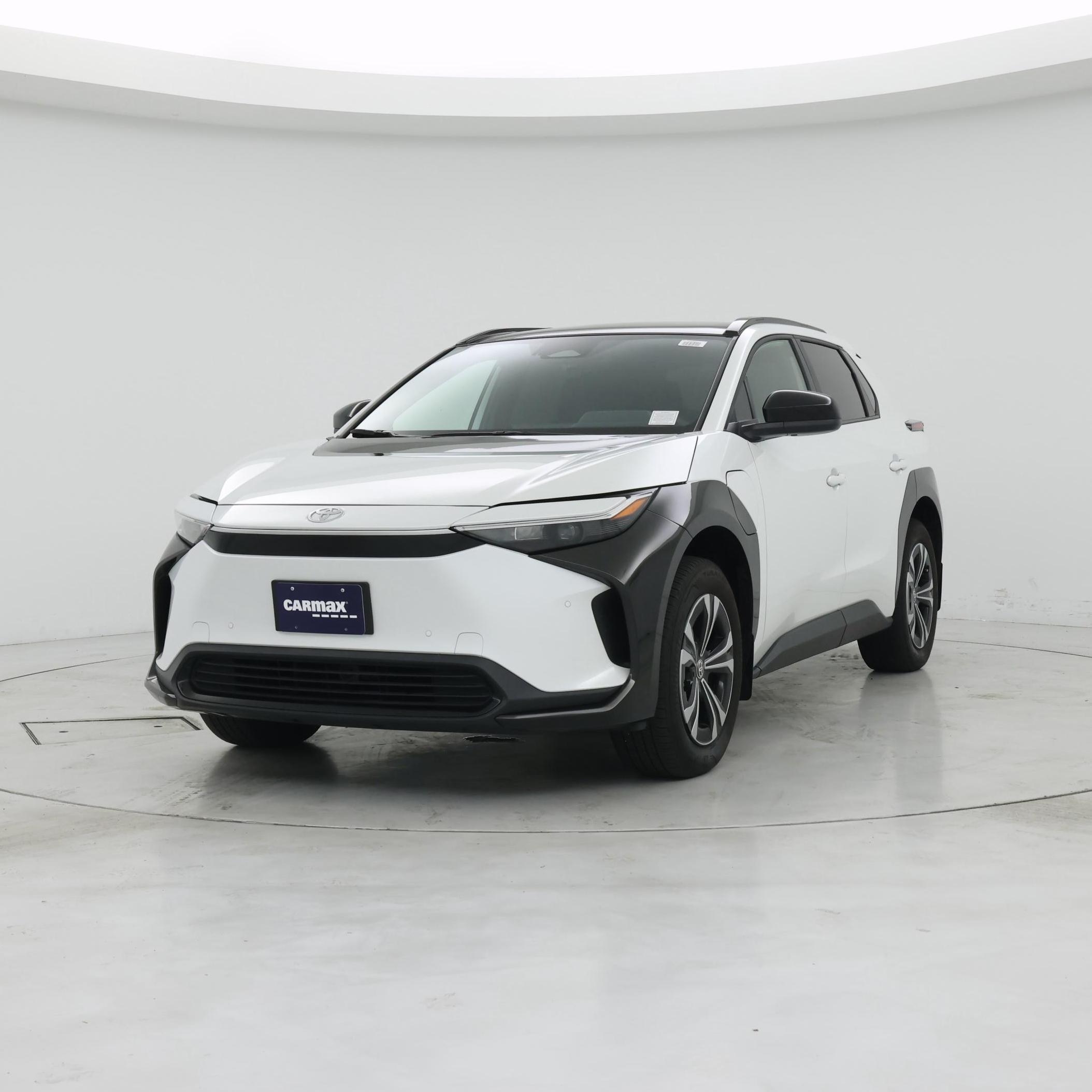 Thumbnail: 2024 Toyota bZ4X - 4