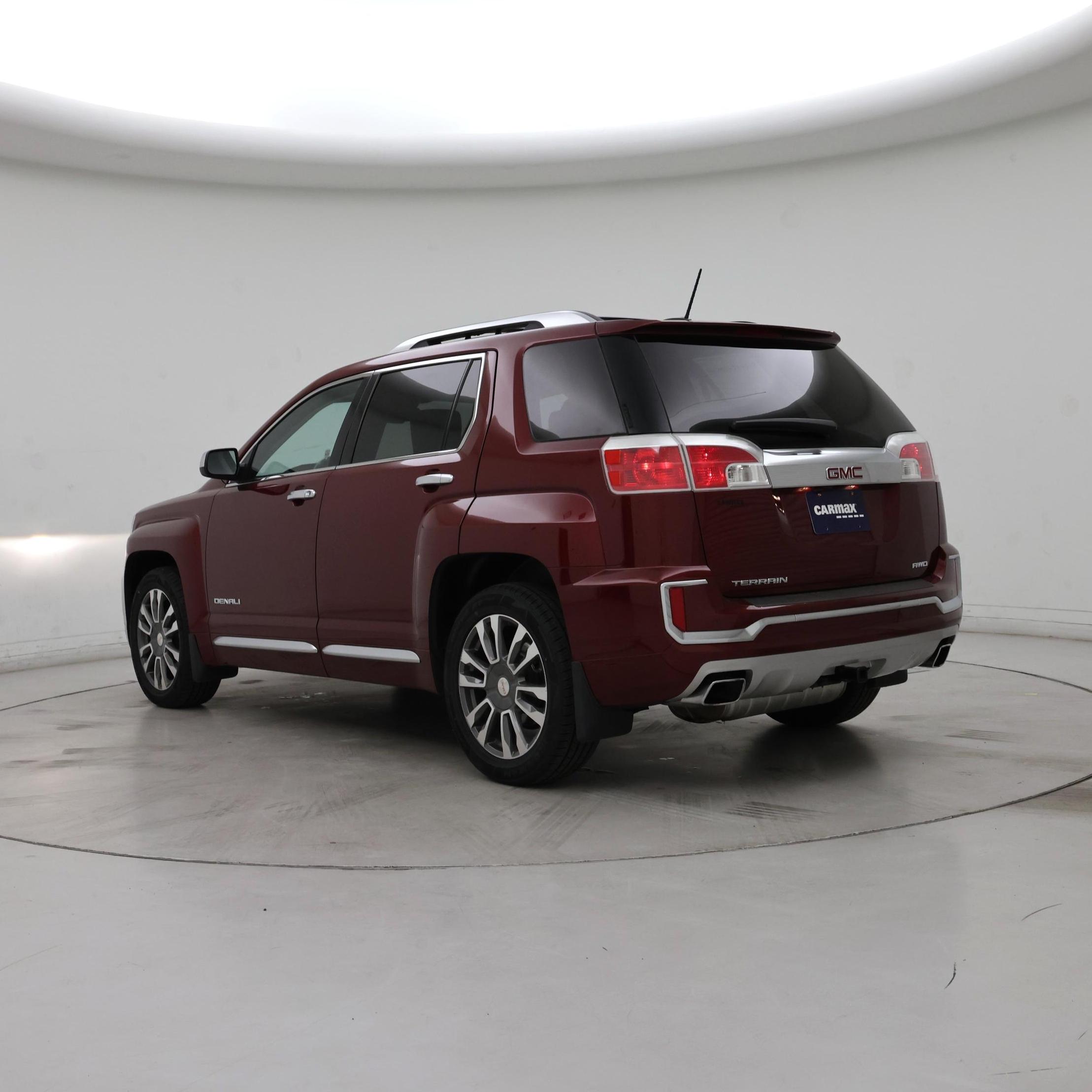 Thumbnail: 2017 GMC Terrain - 2