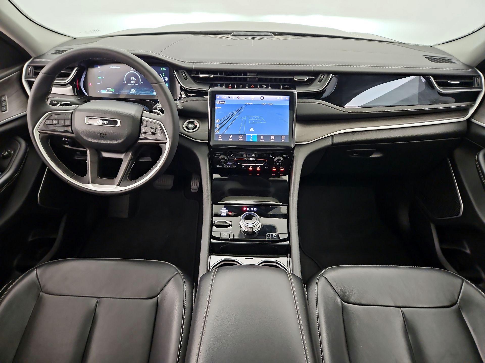 Thumbnail: 2022 Jeep Grand Cherokee - 9