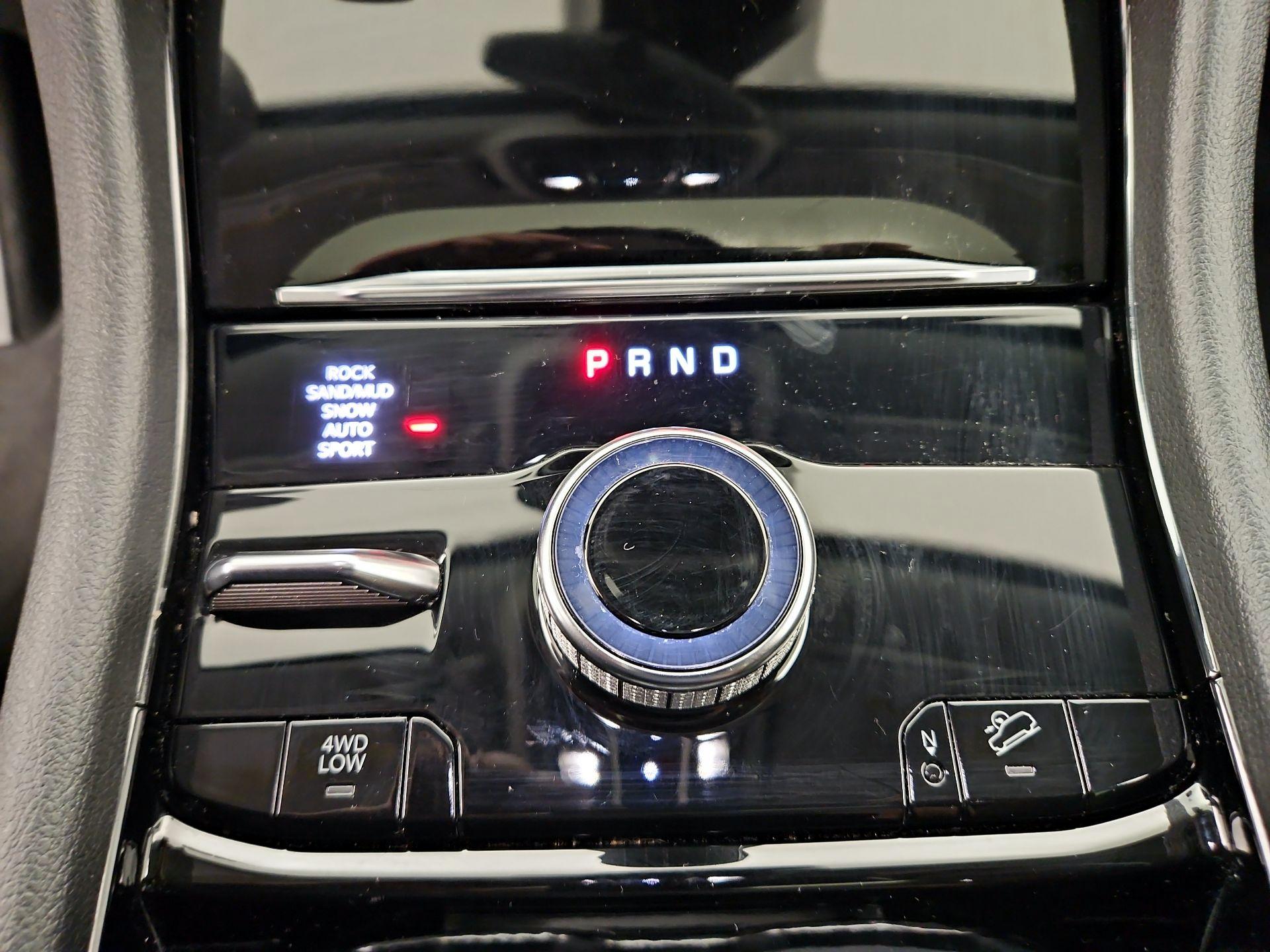 Thumbnail: 2022 Jeep Grand Cherokee - 18