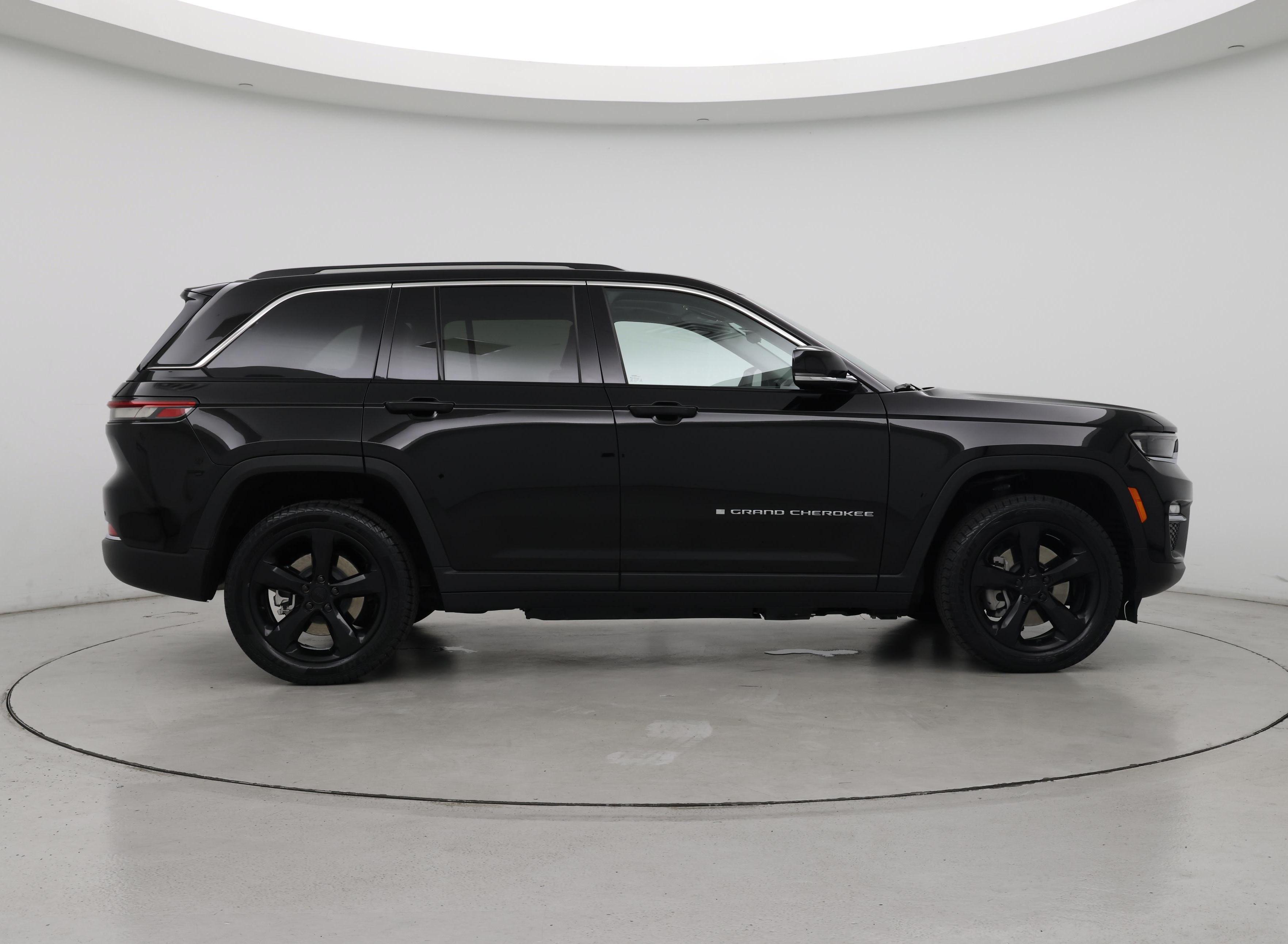 Thumbnail: 2022 Jeep Grand Cherokee - 7