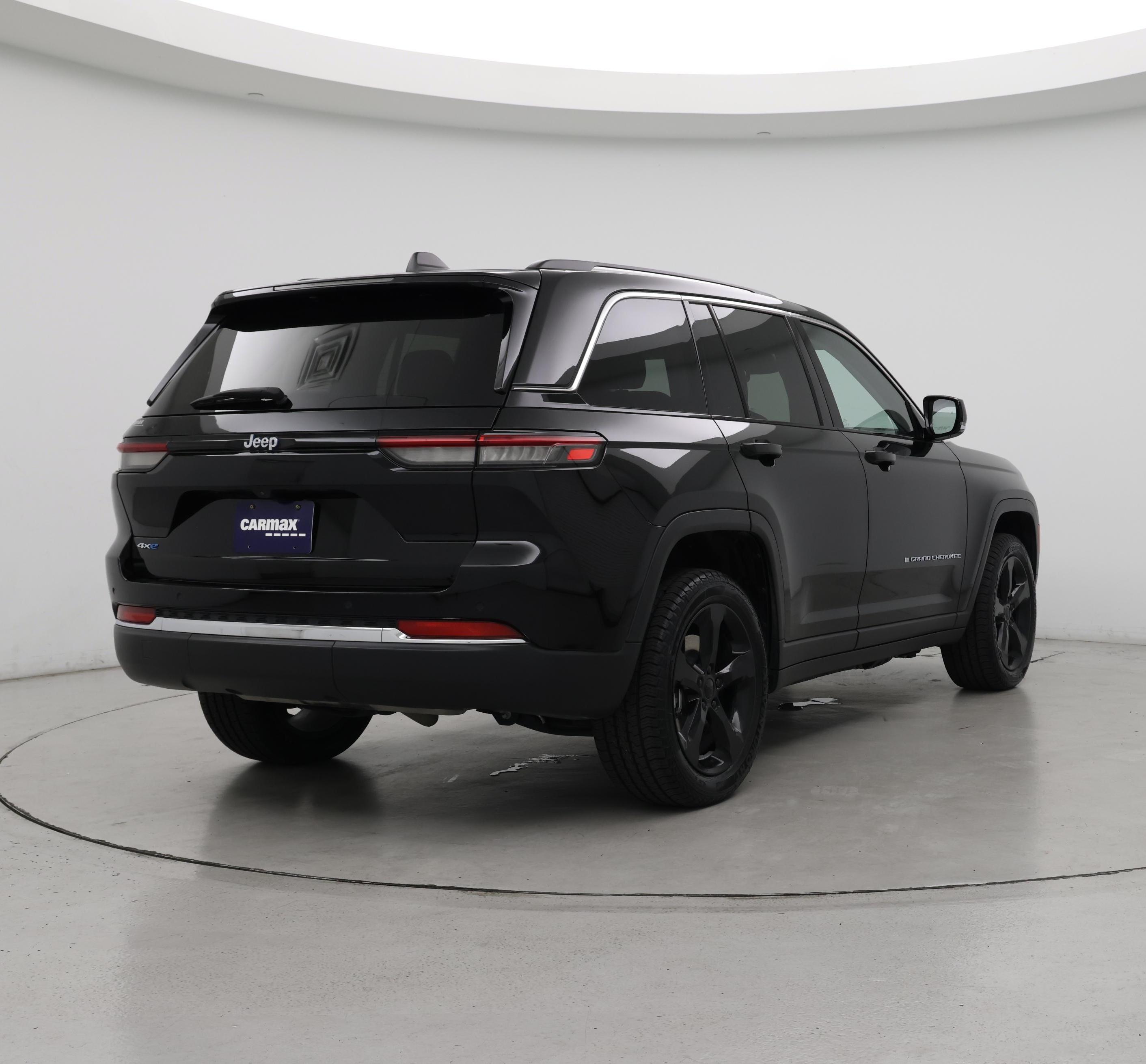Thumbnail: 2022 Jeep Grand Cherokee - 8