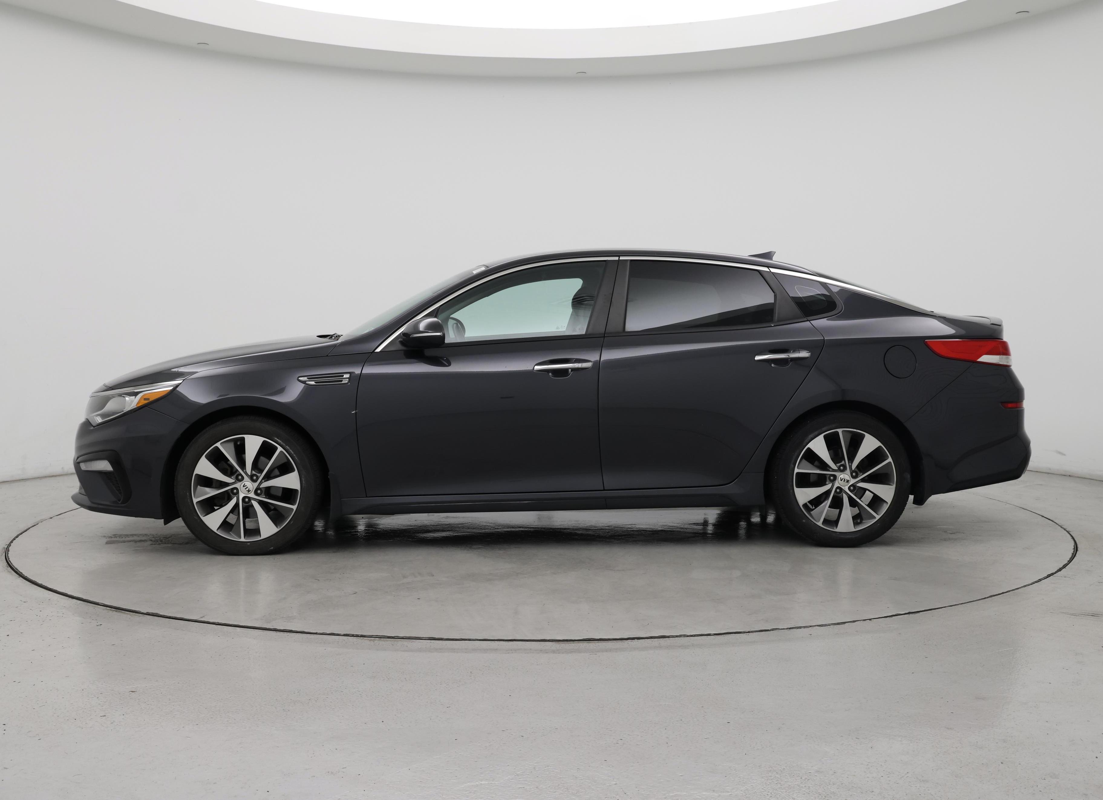Thumbnail: 2019 Kia Optima - 3