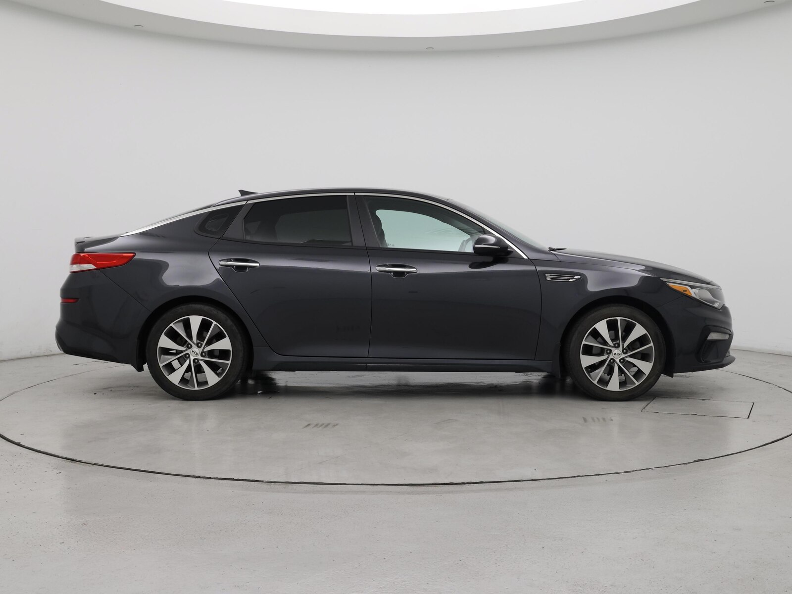 2019 Kia Optima S - Photo 8