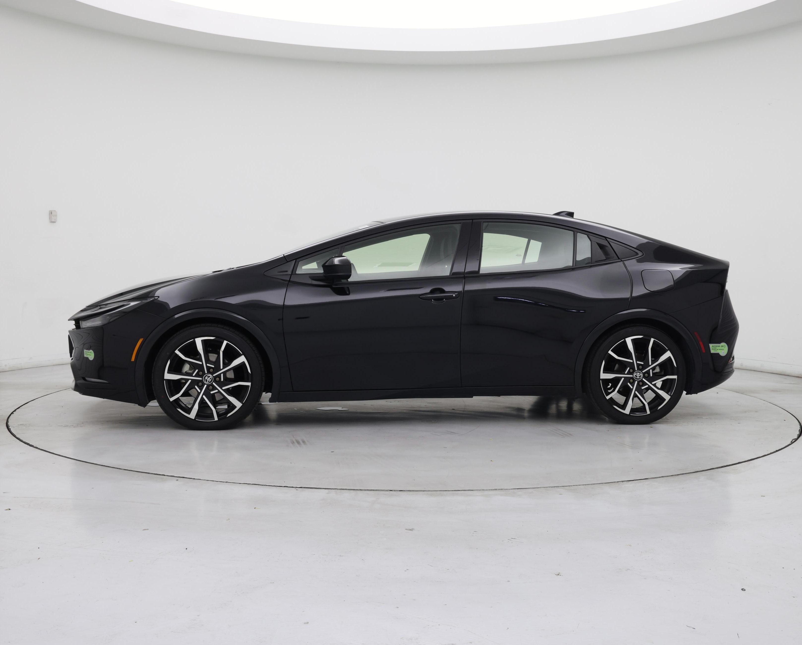 Thumbnail: 2023 Toyota Prius Prime - 3