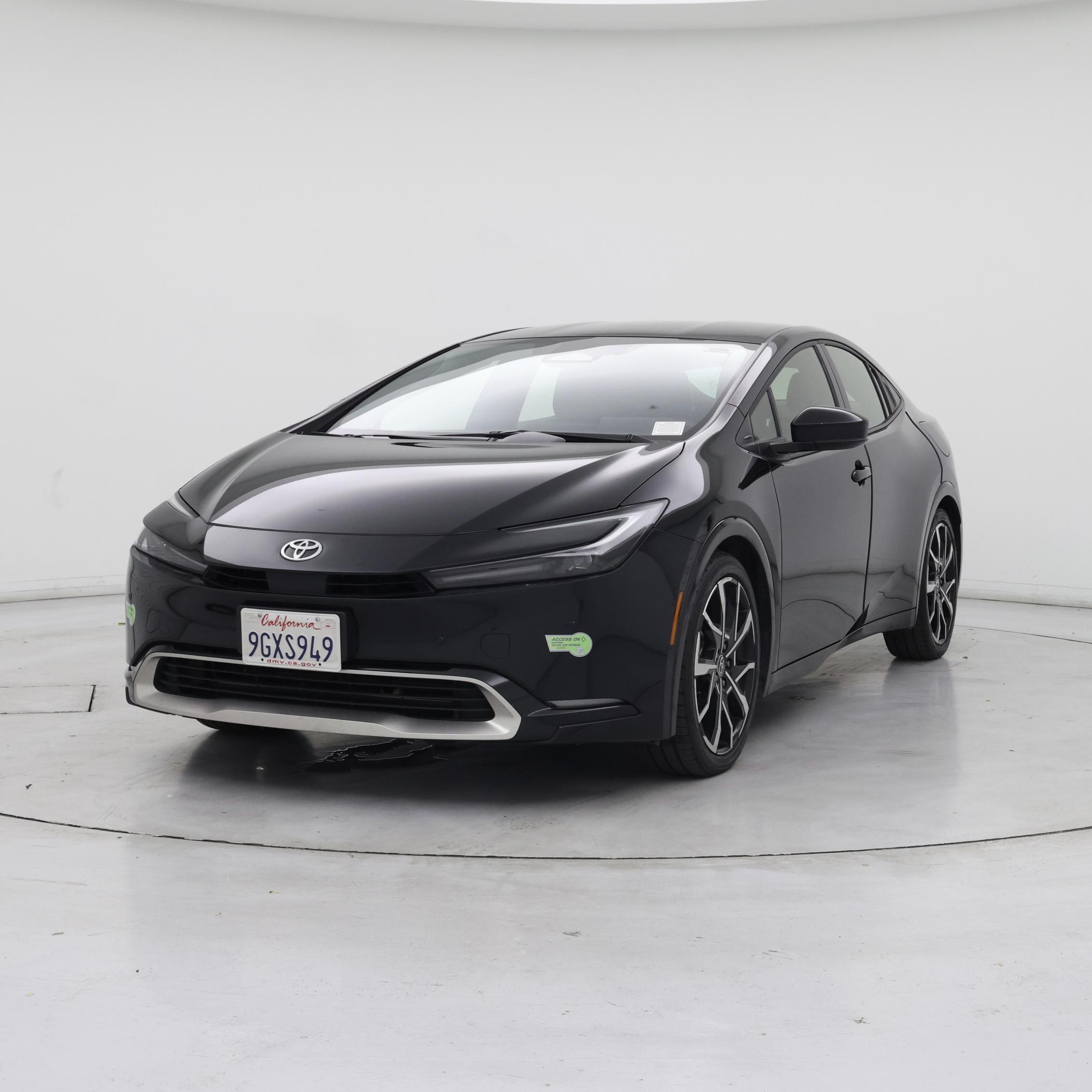 Thumbnail: 2023 Toyota Prius Prime - 4