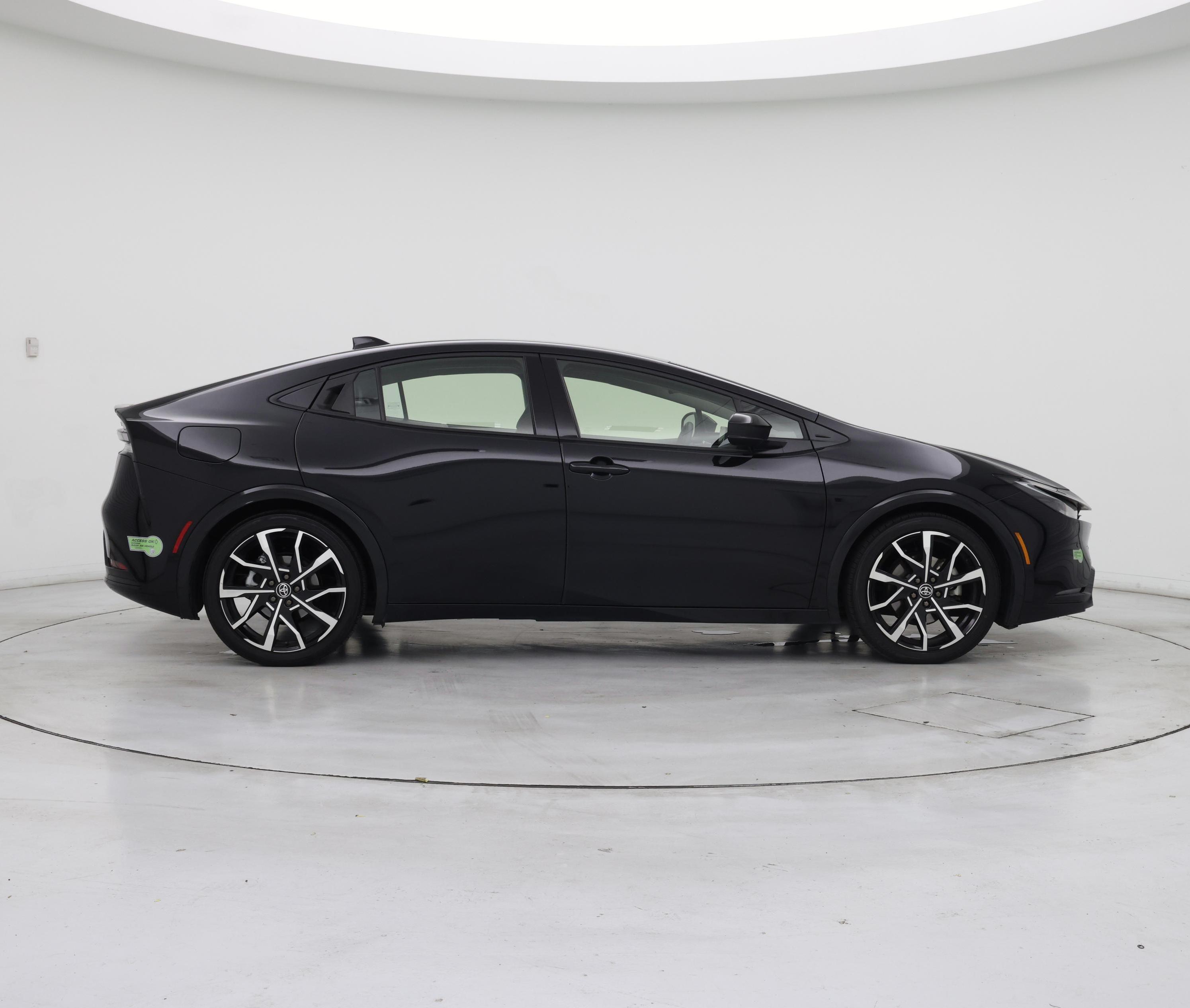 Thumbnail: 2023 Toyota Prius Prime - 7