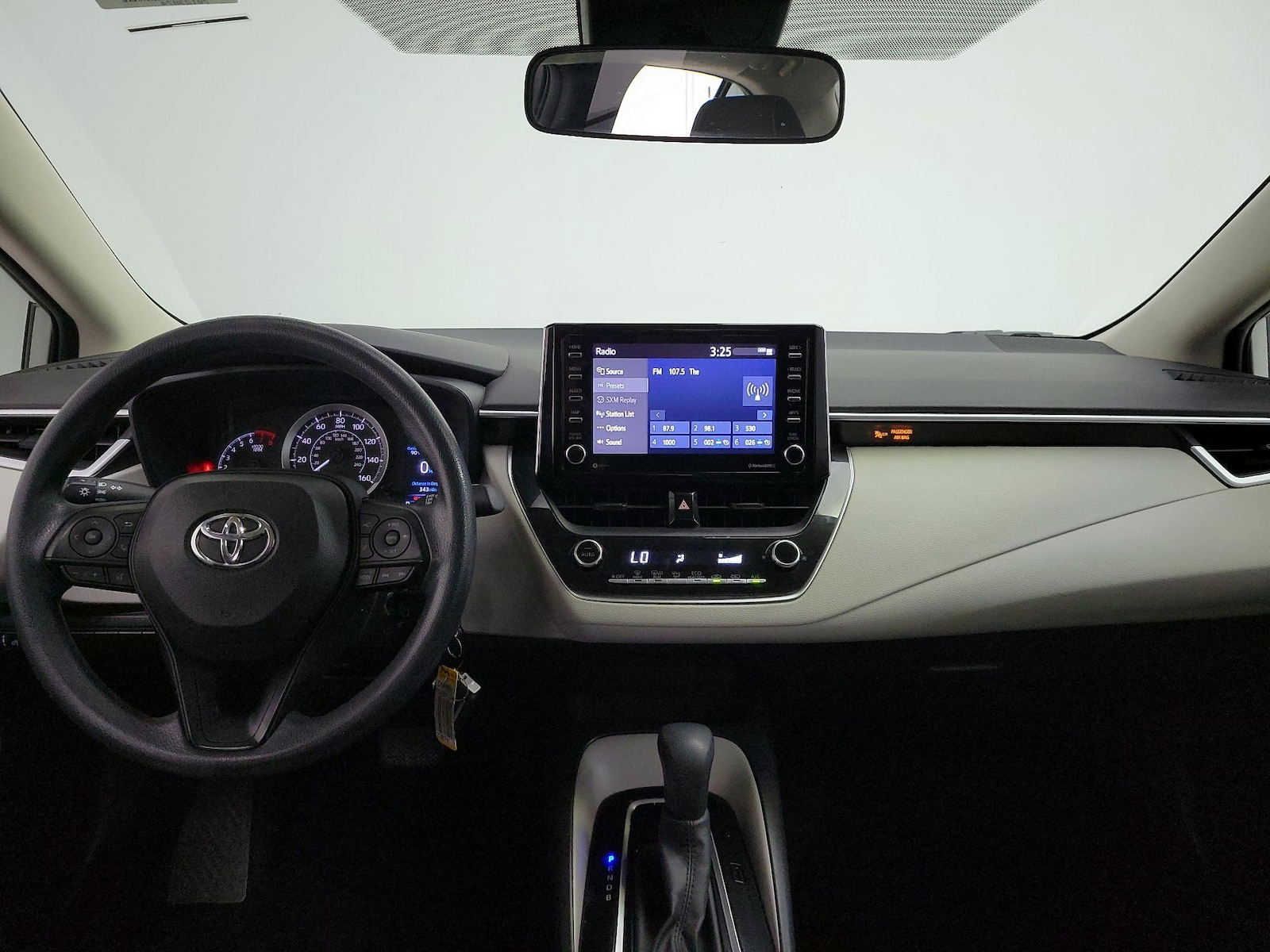 2021 Toyota Corolla LE - Photo 10