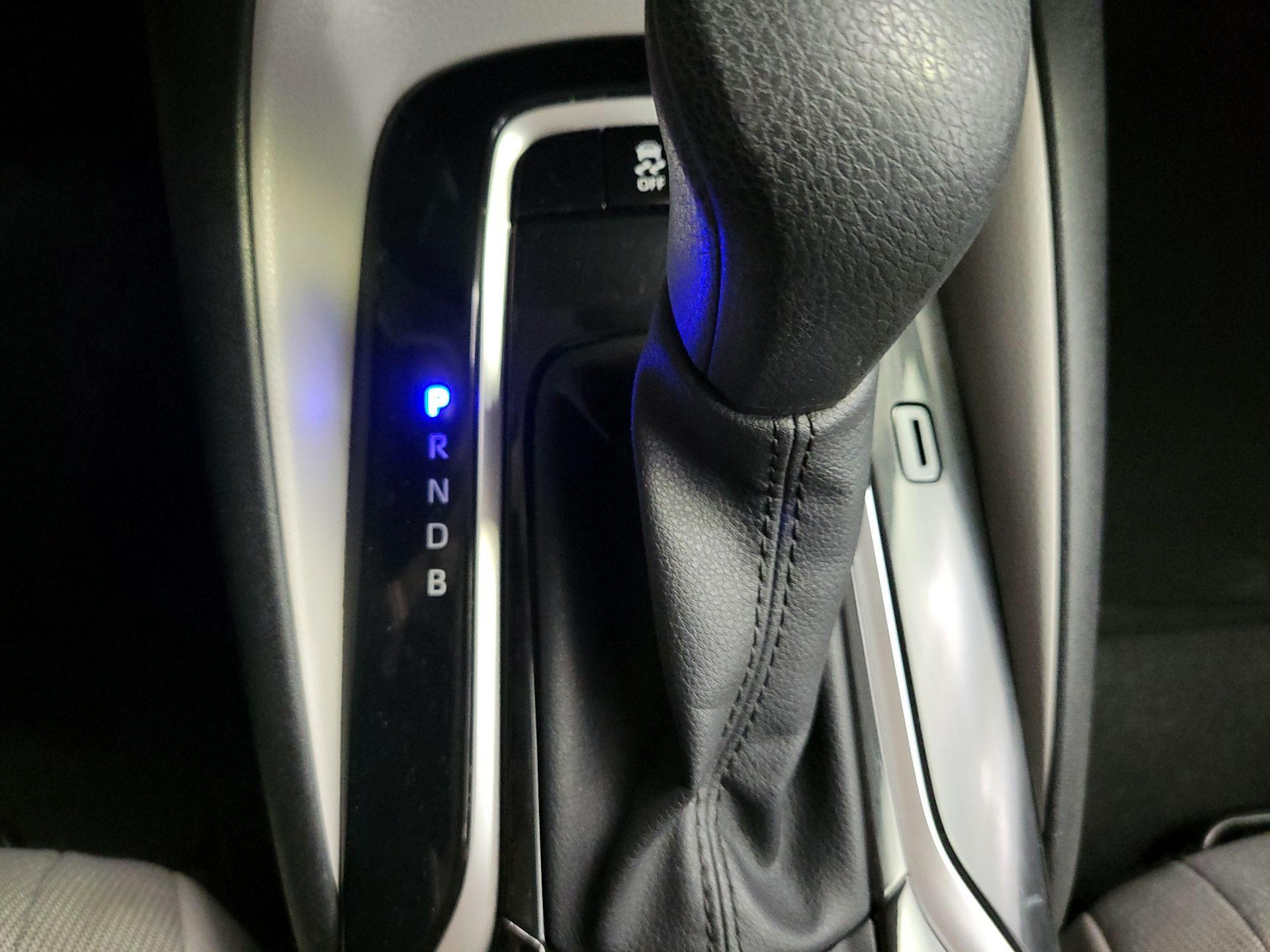 Thumbnail: 2021 Toyota Corolla - 17