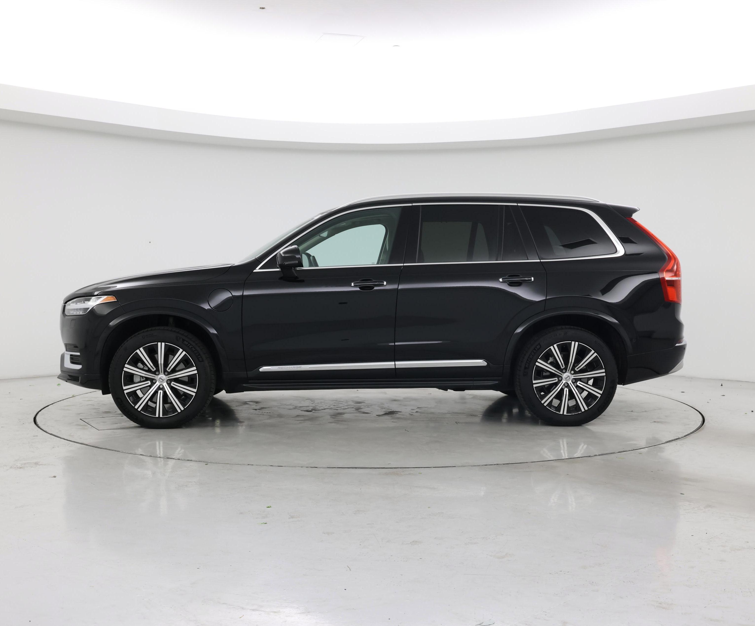 Thumbnail: 2022 Volvo XC90 - 3