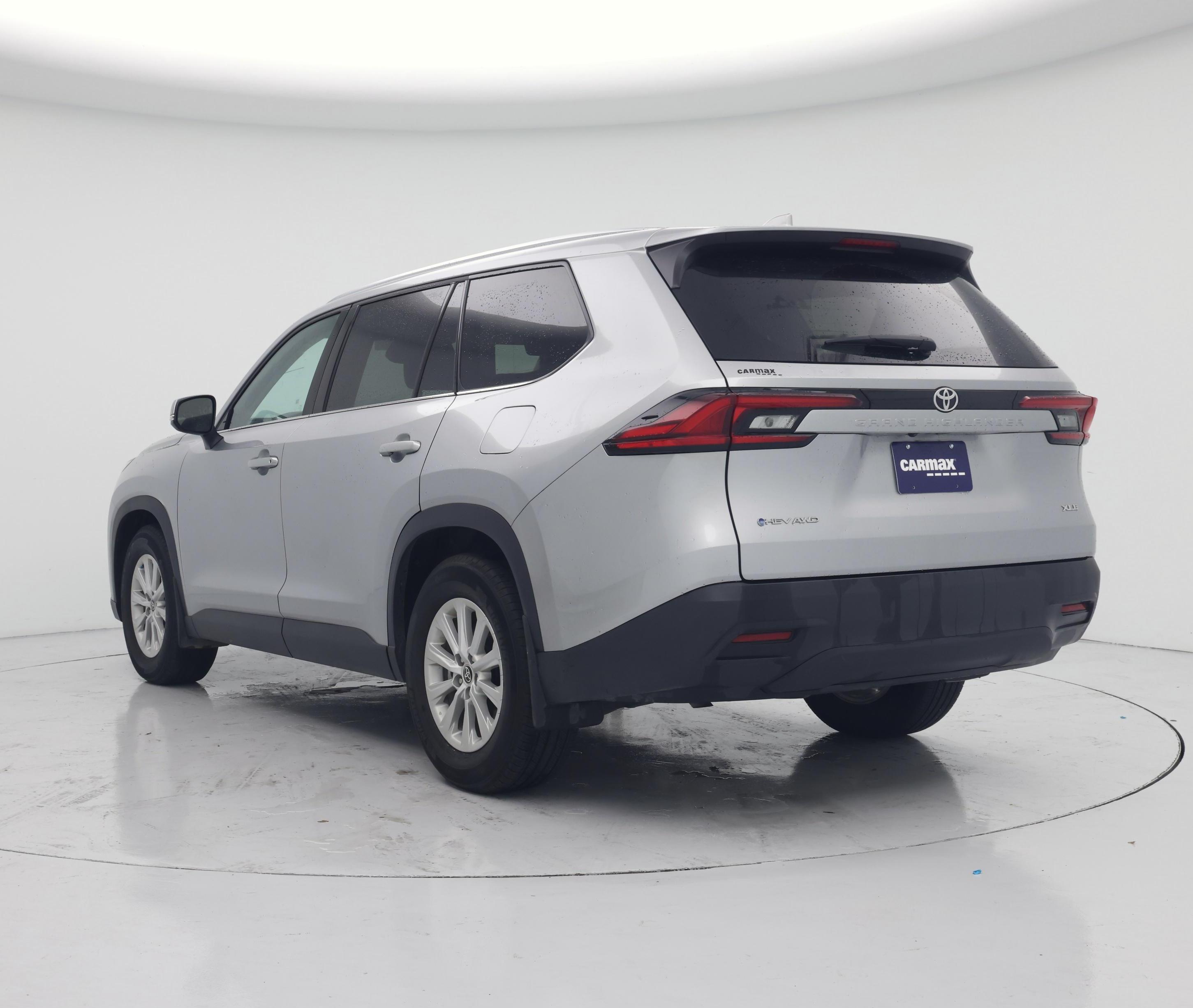 Thumbnail: 2025 Toyota Highlander - 2