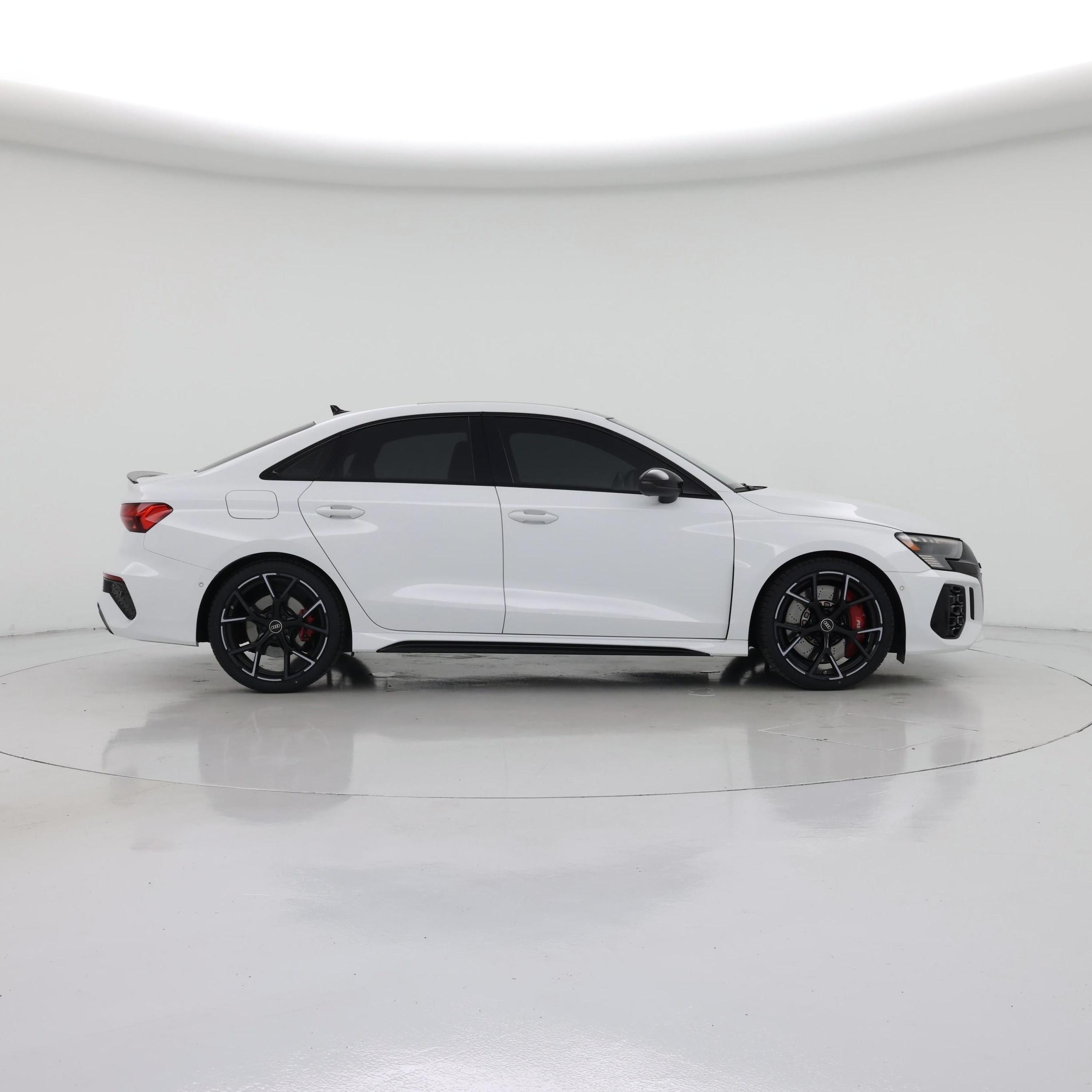 Thumbnail: 2023 Audi RS 3 - 7