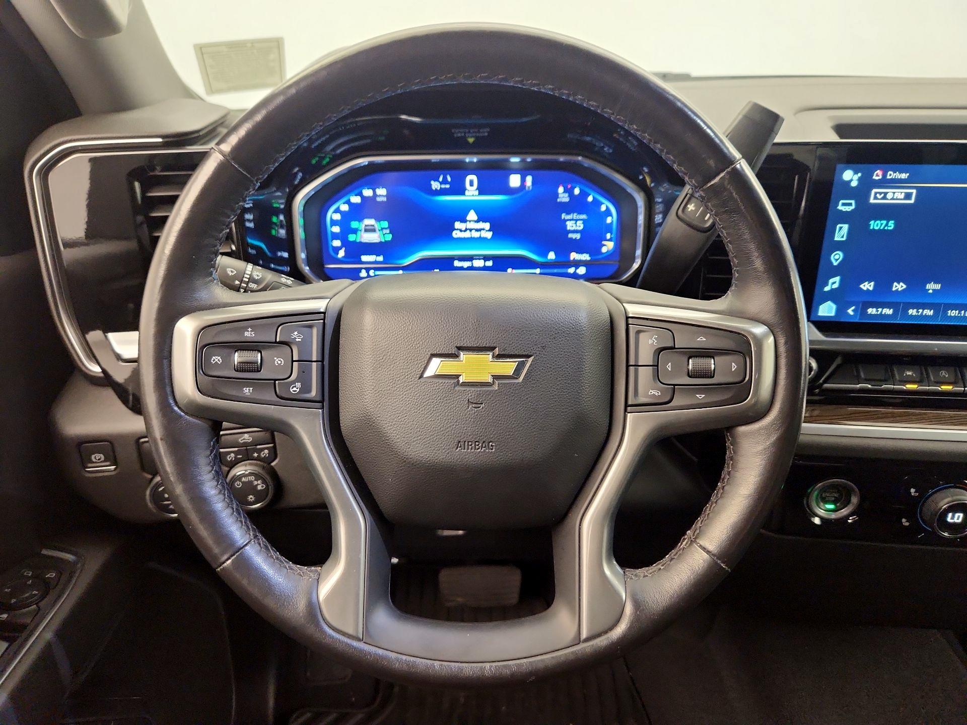 Thumbnail: 2022 Chevrolet Silverado 1500 - 10