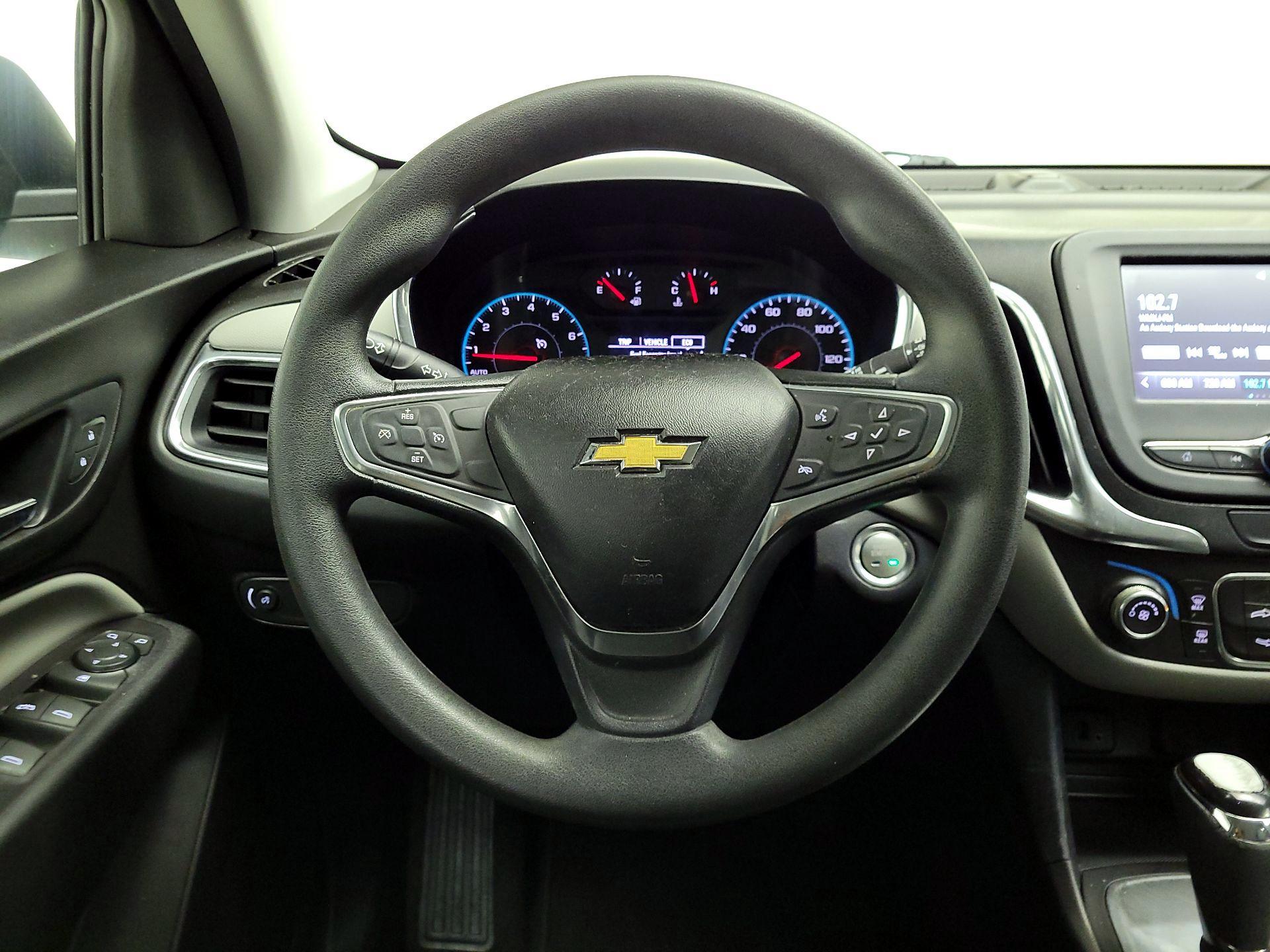 Thumbnail: 2018 Chevrolet Equinox - 10