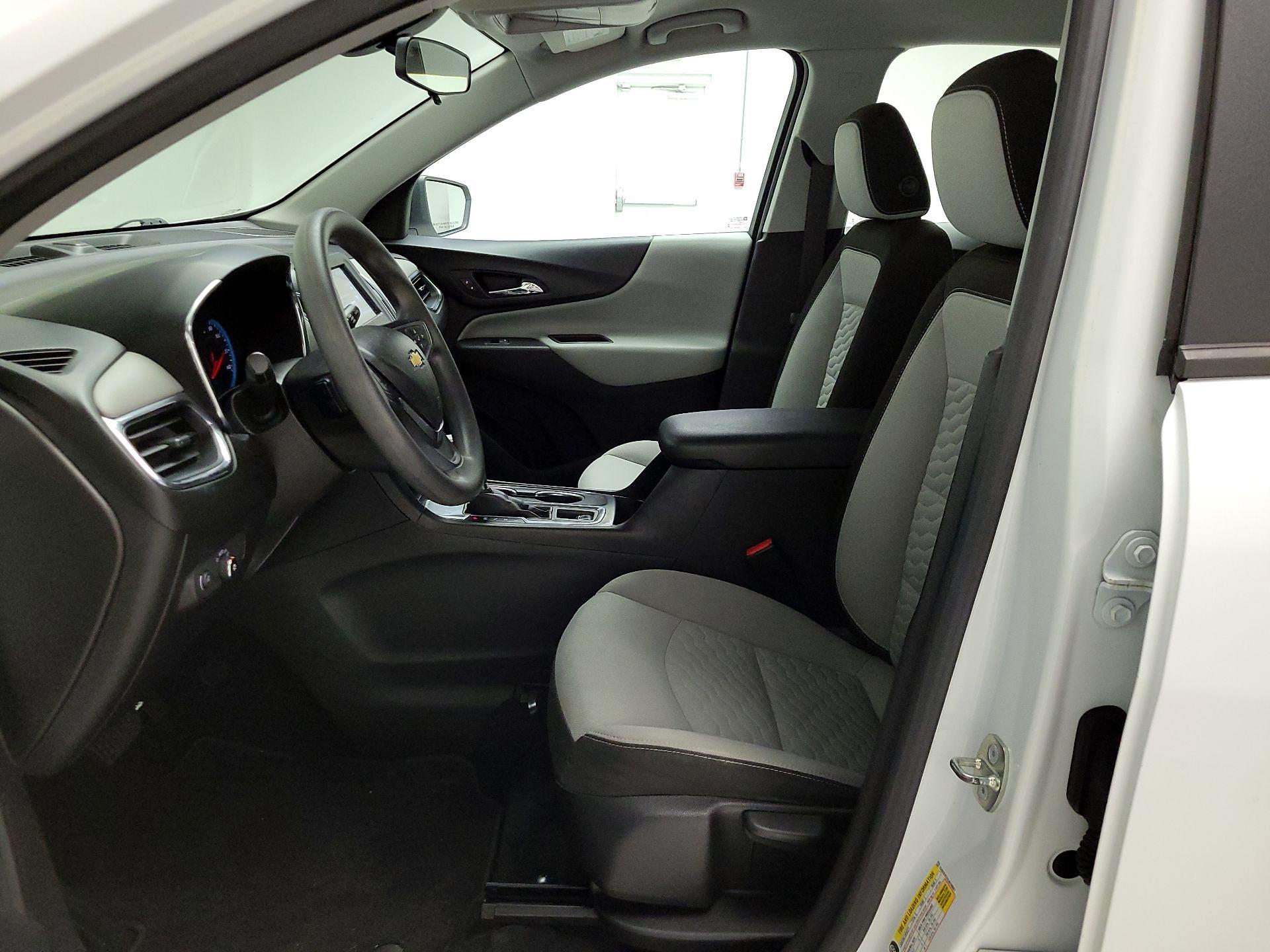 Thumbnail: 2018 Chevrolet Equinox - 11
