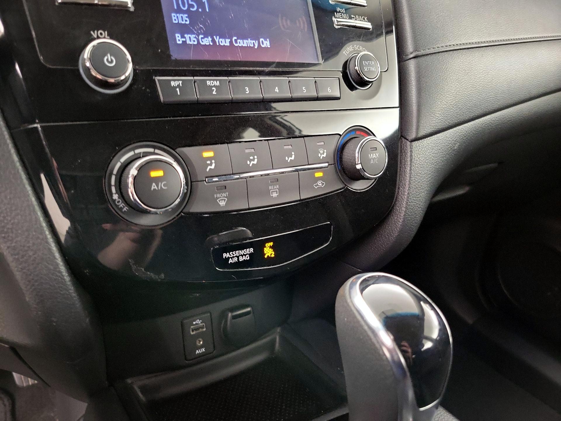 Thumbnail: 2017 Nissan Rogue - 16