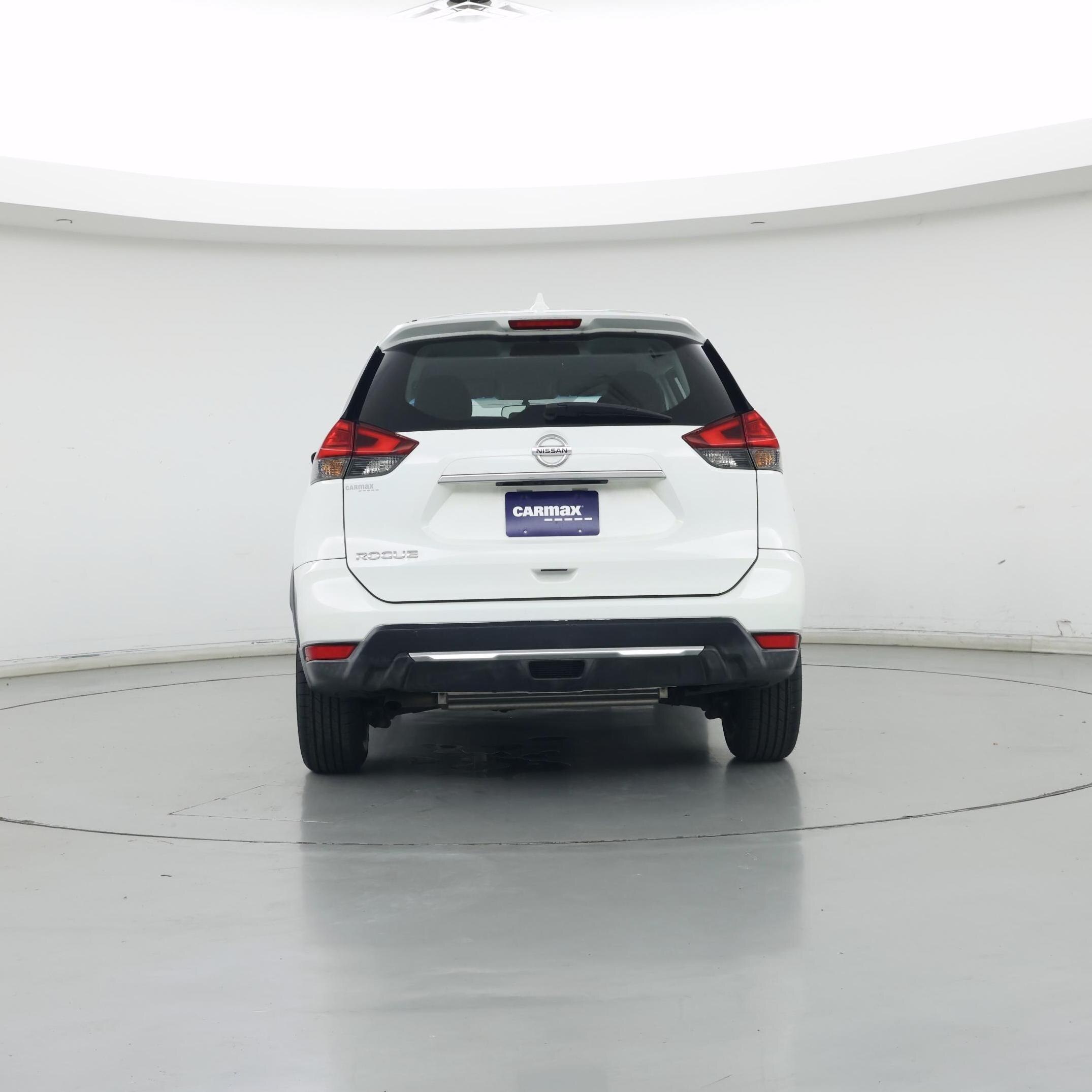 Thumbnail: 2017 Nissan Rogue - 6