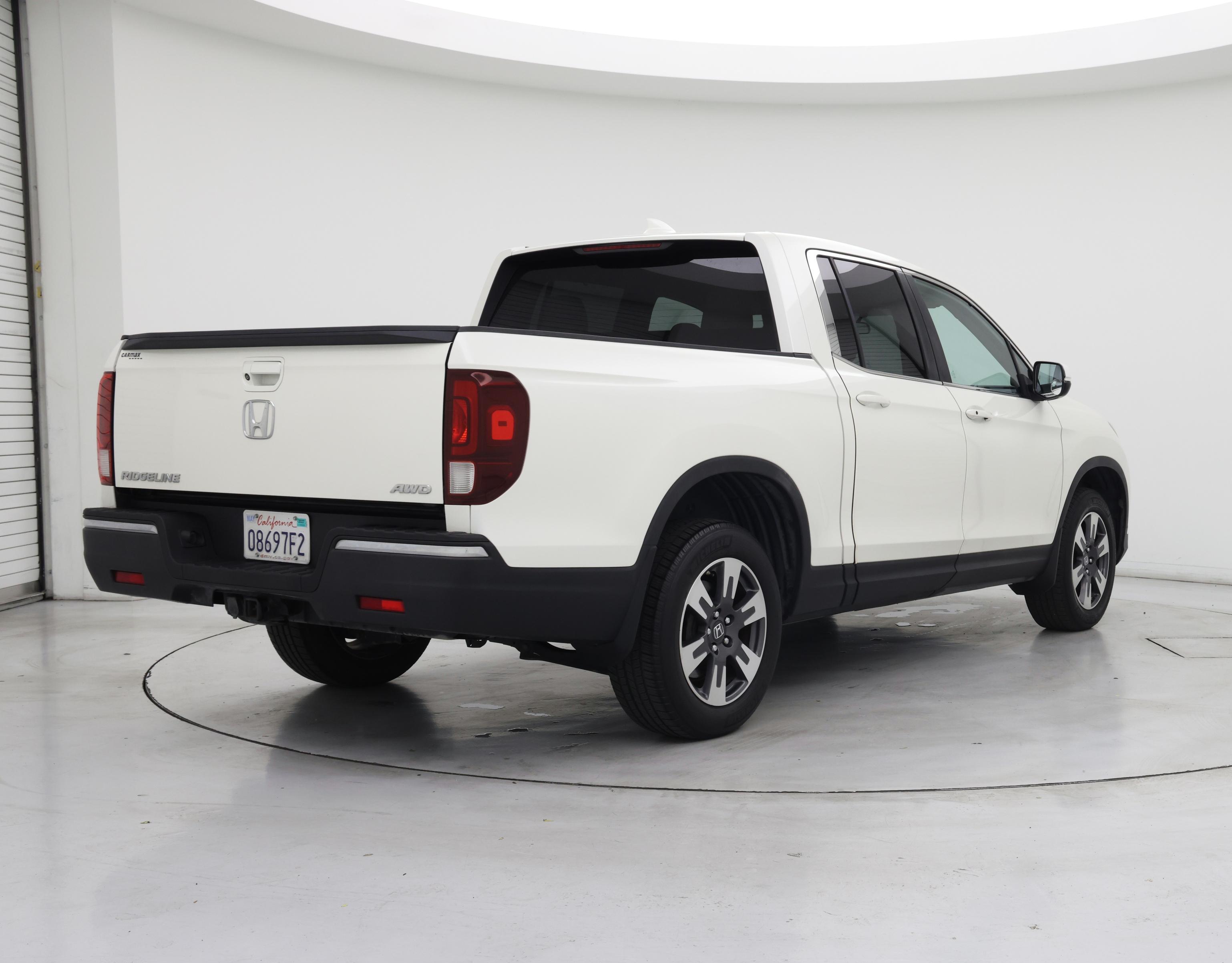 Thumbnail: 2017 Honda Ridgeline - 8