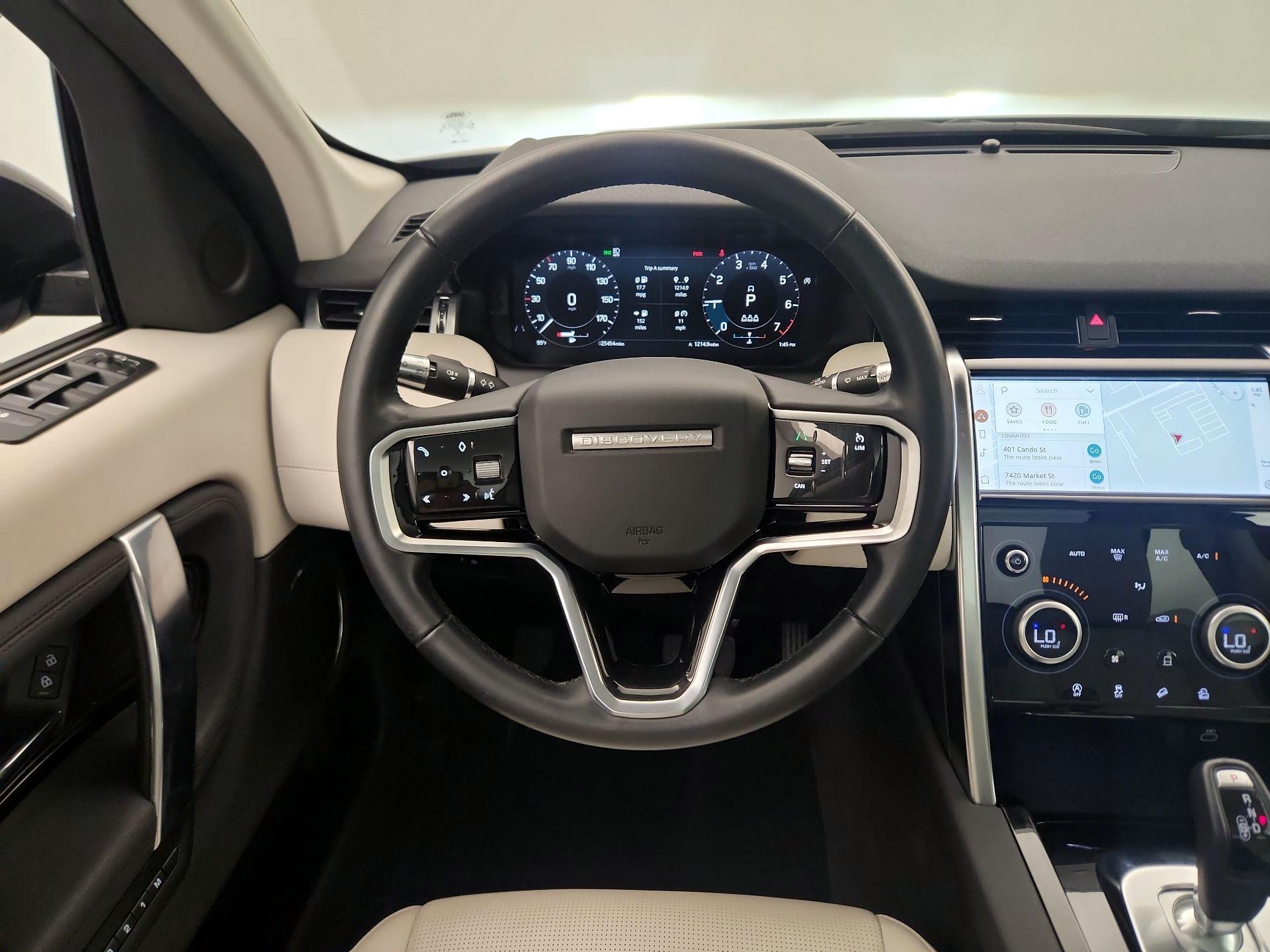 Thumbnail: 2021 Land Rover Discovery Sport - 10