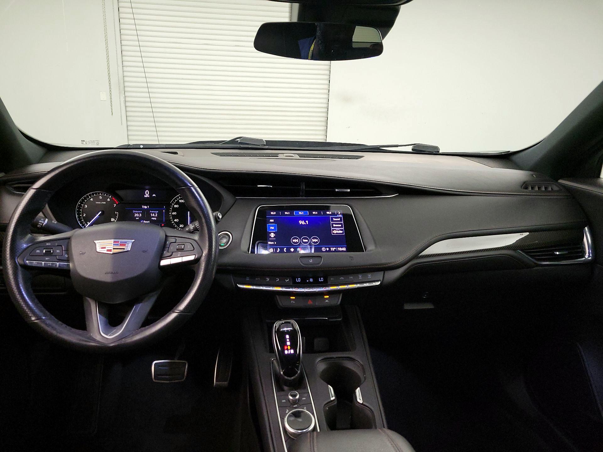 Thumbnail: 2021 Cadillac XT4 - 9