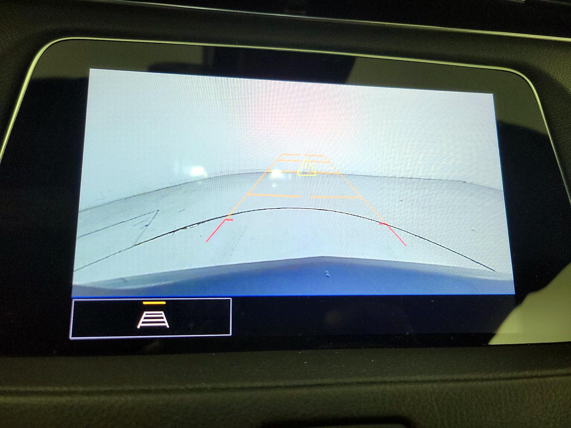 Thumbnail: 2021 Cadillac XT4 - 14