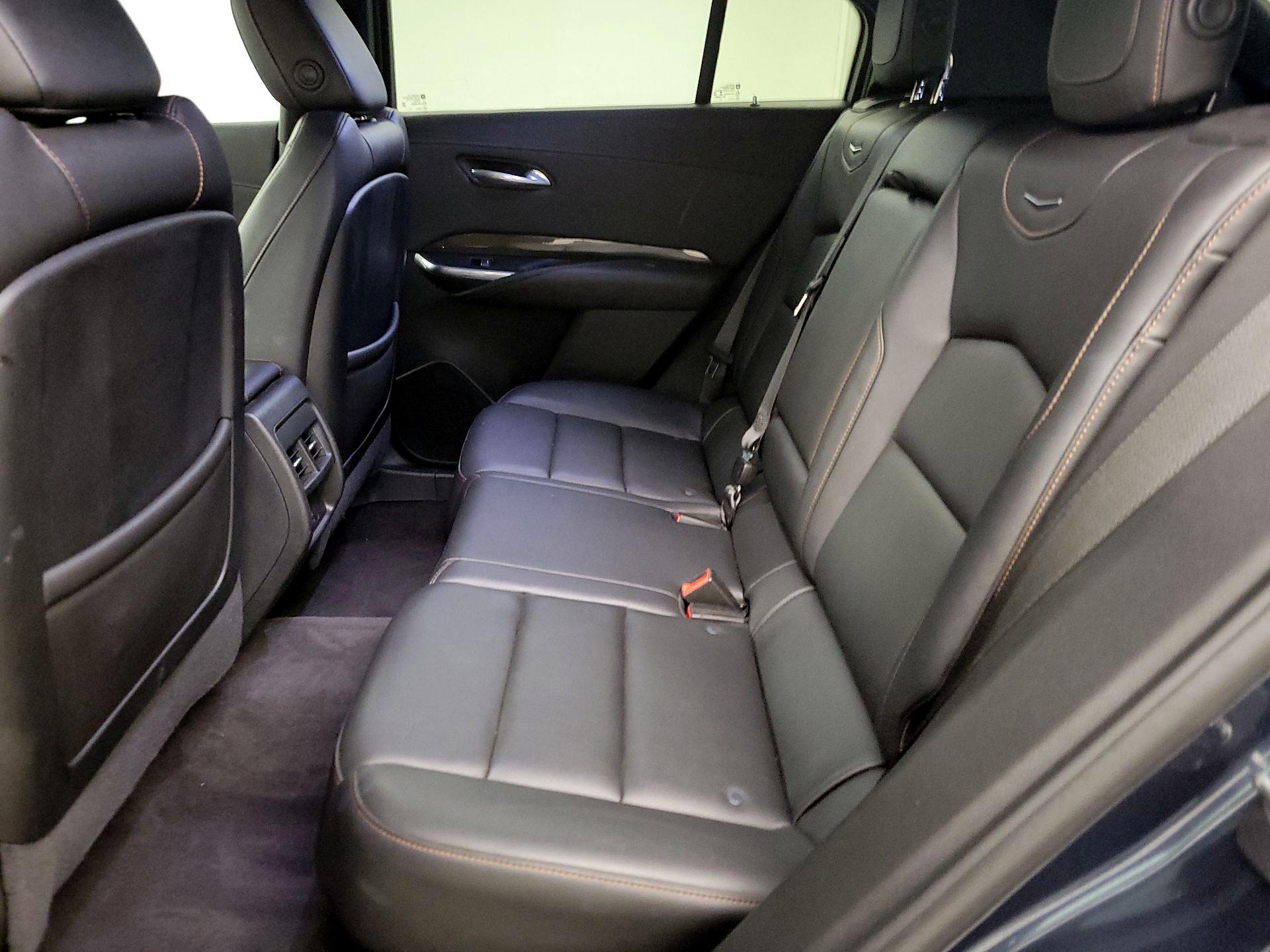 Thumbnail: 2021 Cadillac XT4 - 19