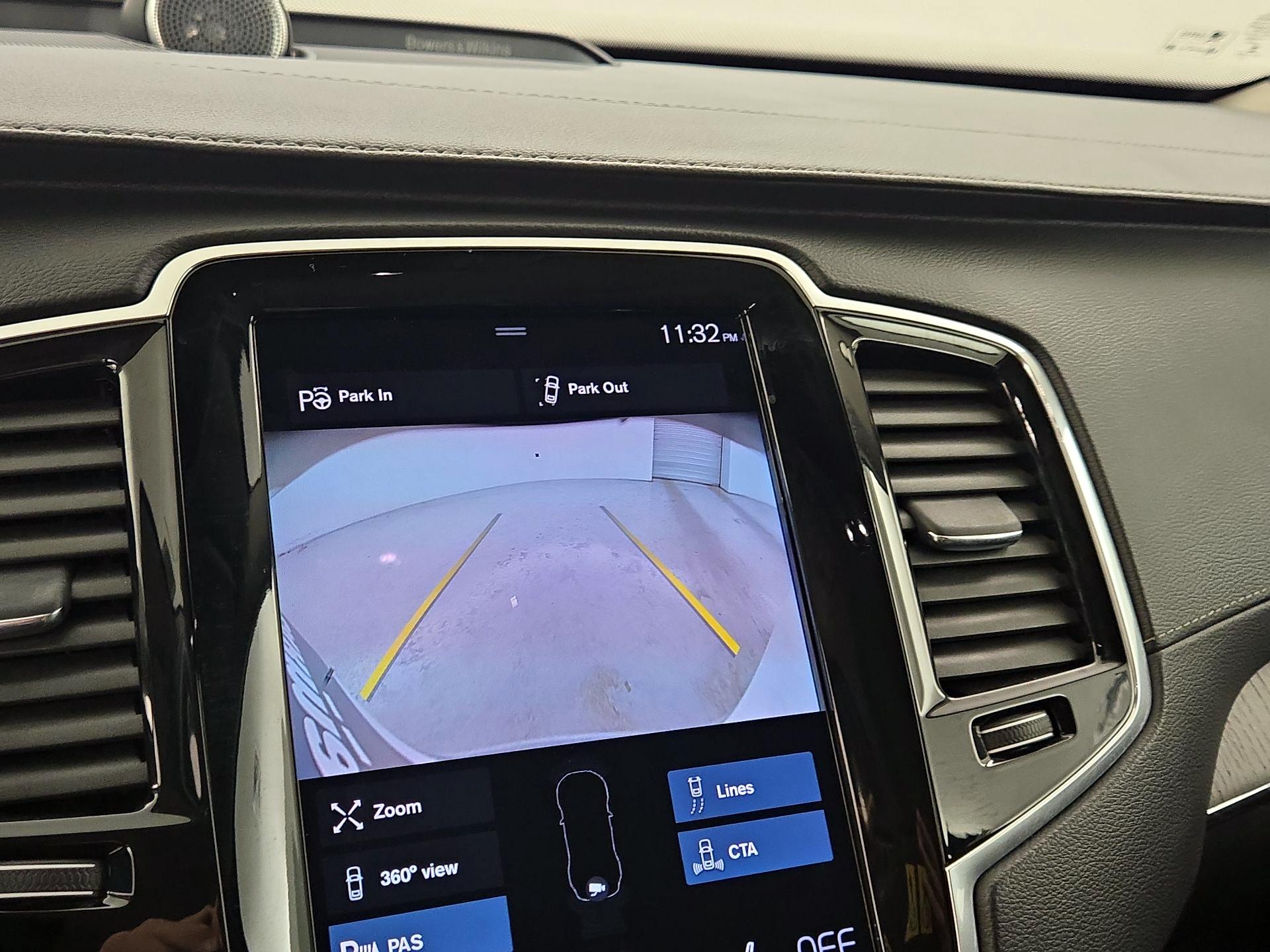 Thumbnail: 2022 Volvo XC90 - 15