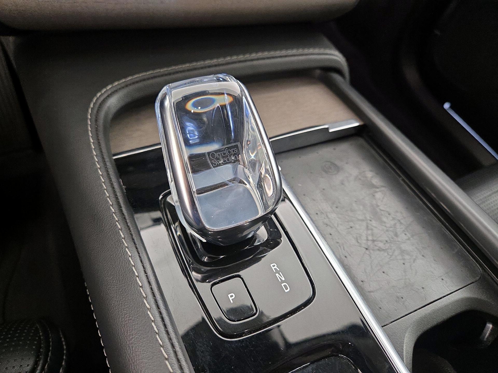 Thumbnail: 2022 Volvo XC90 - 18
