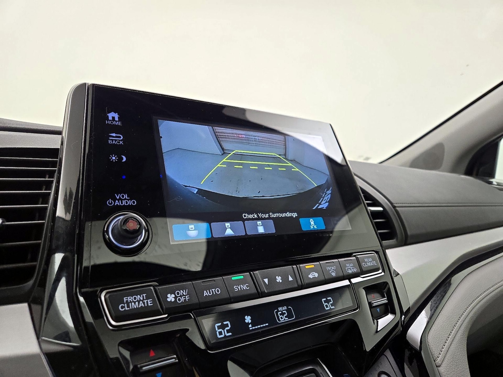 2018 Honda Odyssey Elite - Photo 16
