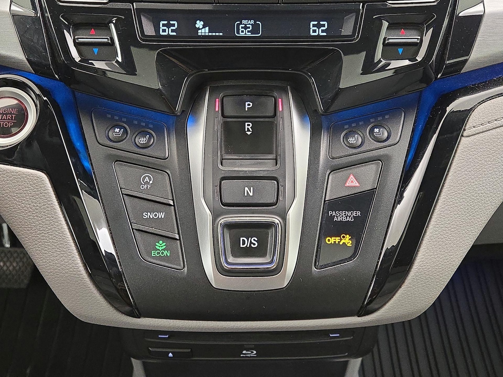 2018 Honda Odyssey Elite - Photo 19