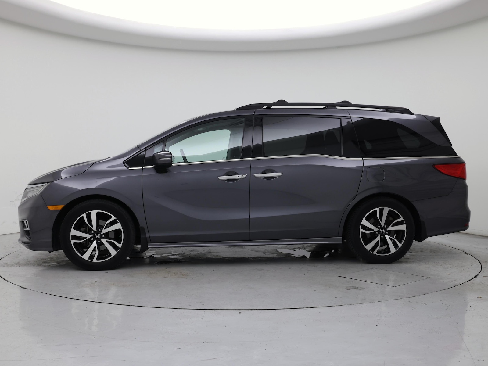 2018 Honda Odyssey Elite - Photo 4