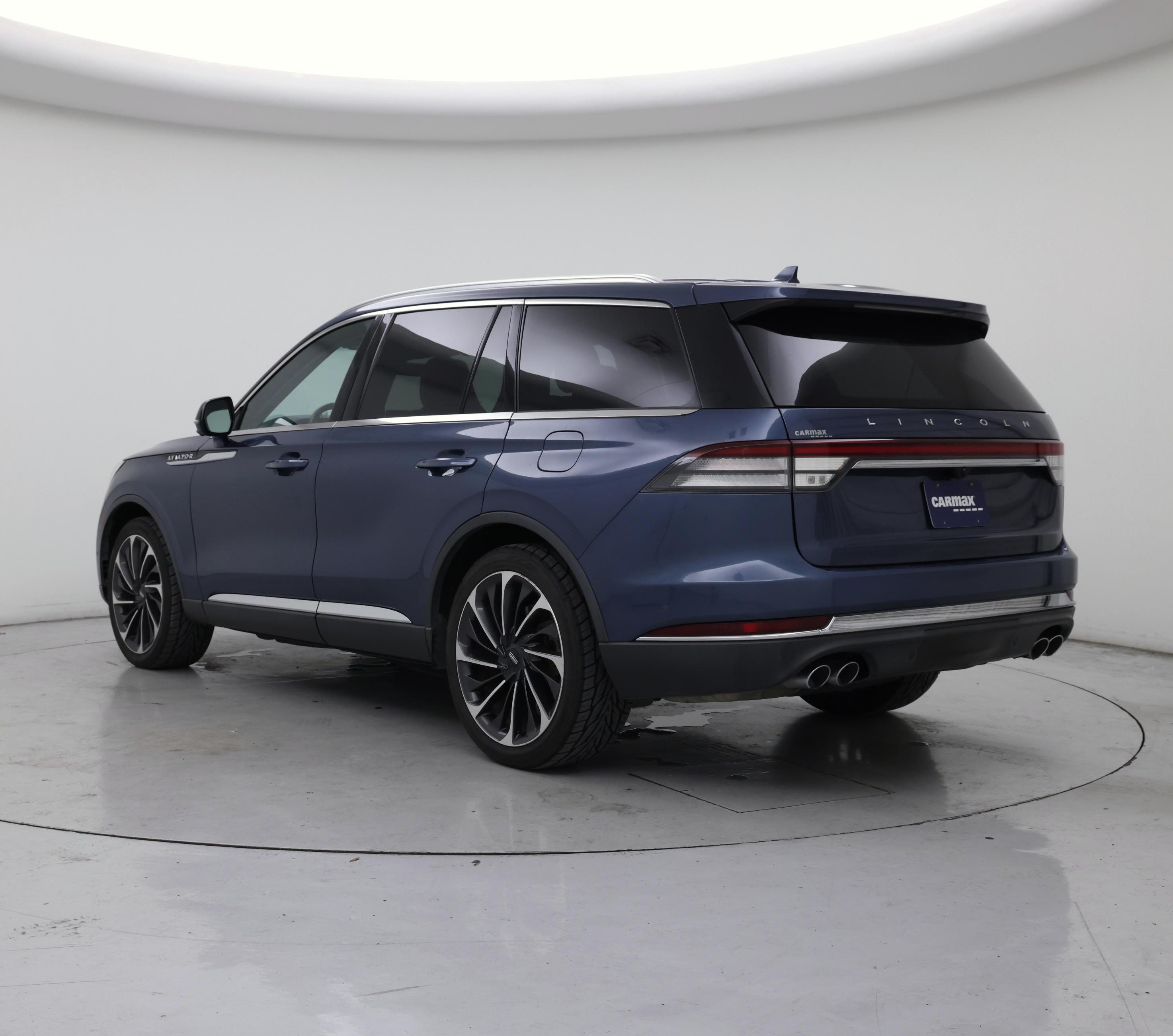 Thumbnail: 2020 Lincoln Aviator - 2