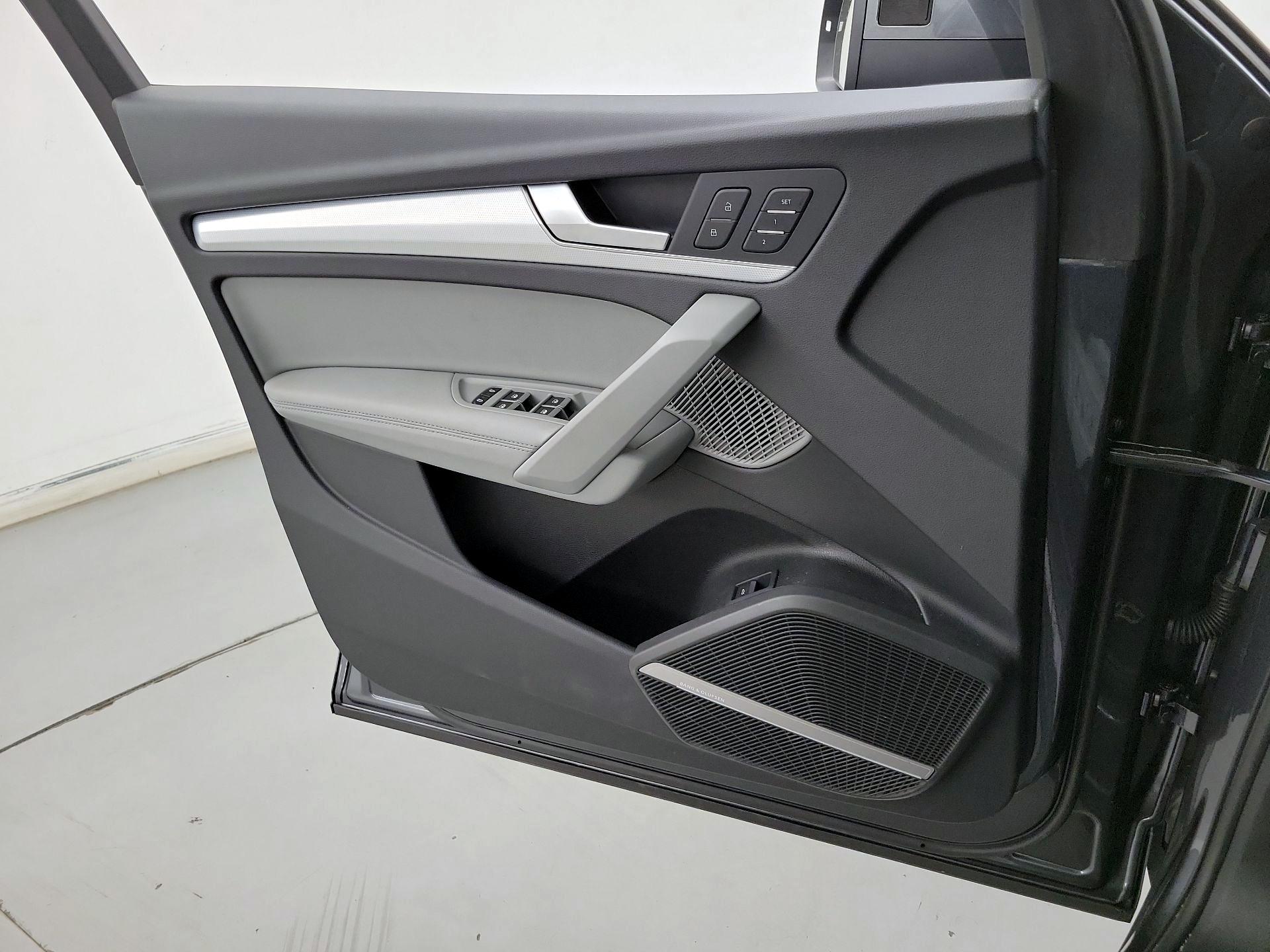 Thumbnail: 2024 Audi Q5 - 12