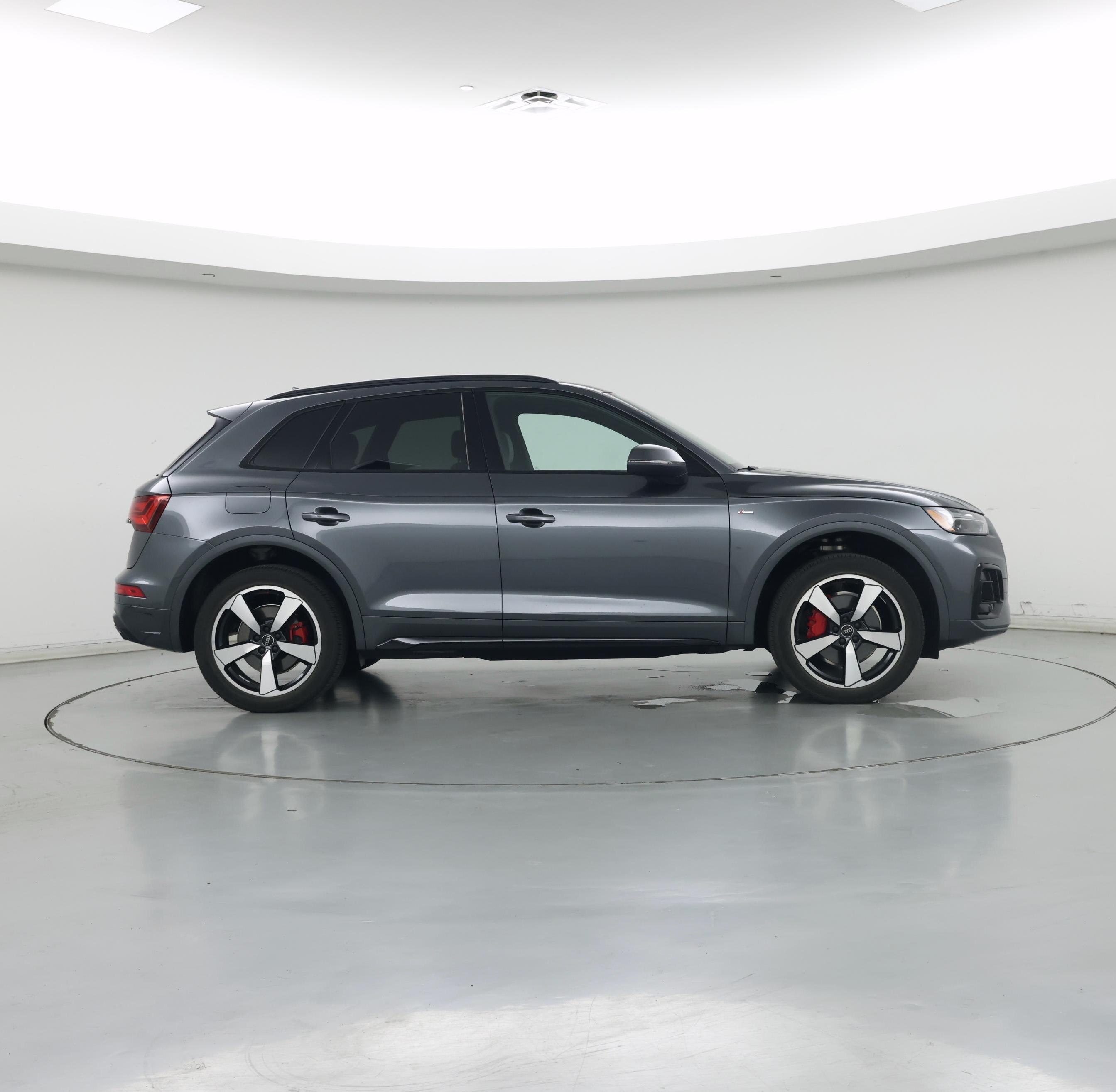 Thumbnail: 2024 Audi Q5 - 7