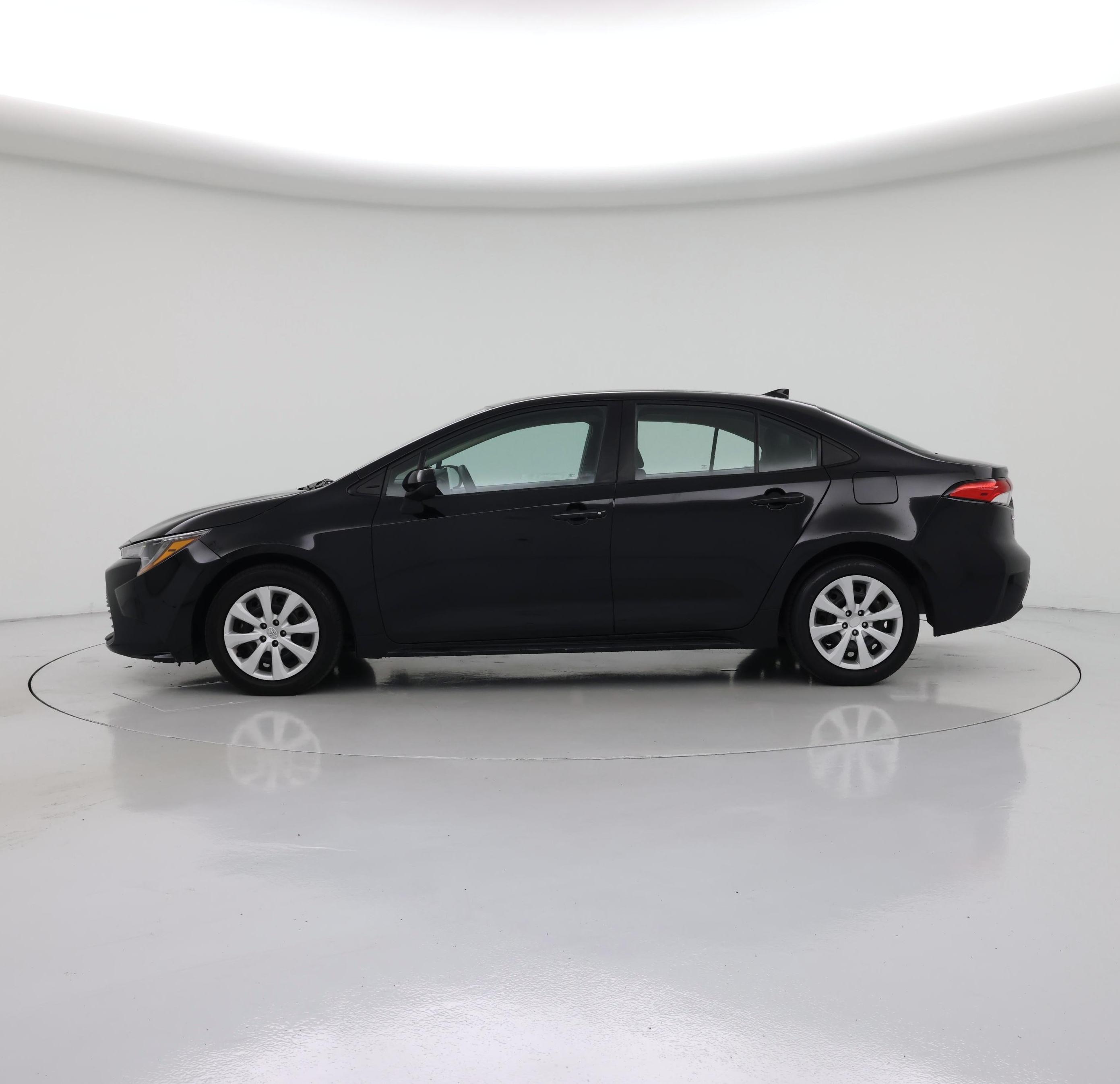 Thumbnail: 2024 Toyota Corolla - 3