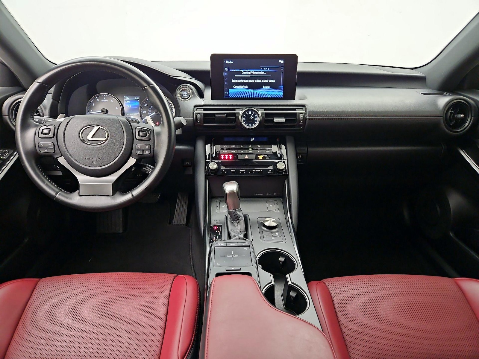 2024 Lexus IS 350 F SPORT - Photo 10