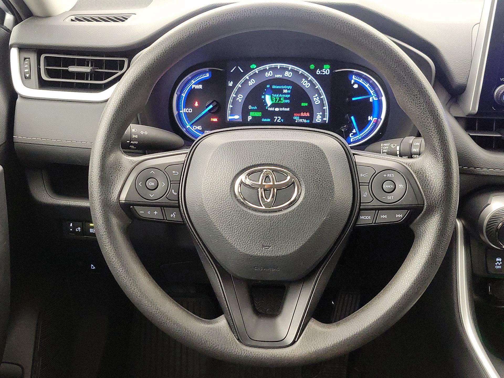 Thumbnail: 2024 Toyota RAV4 - 10