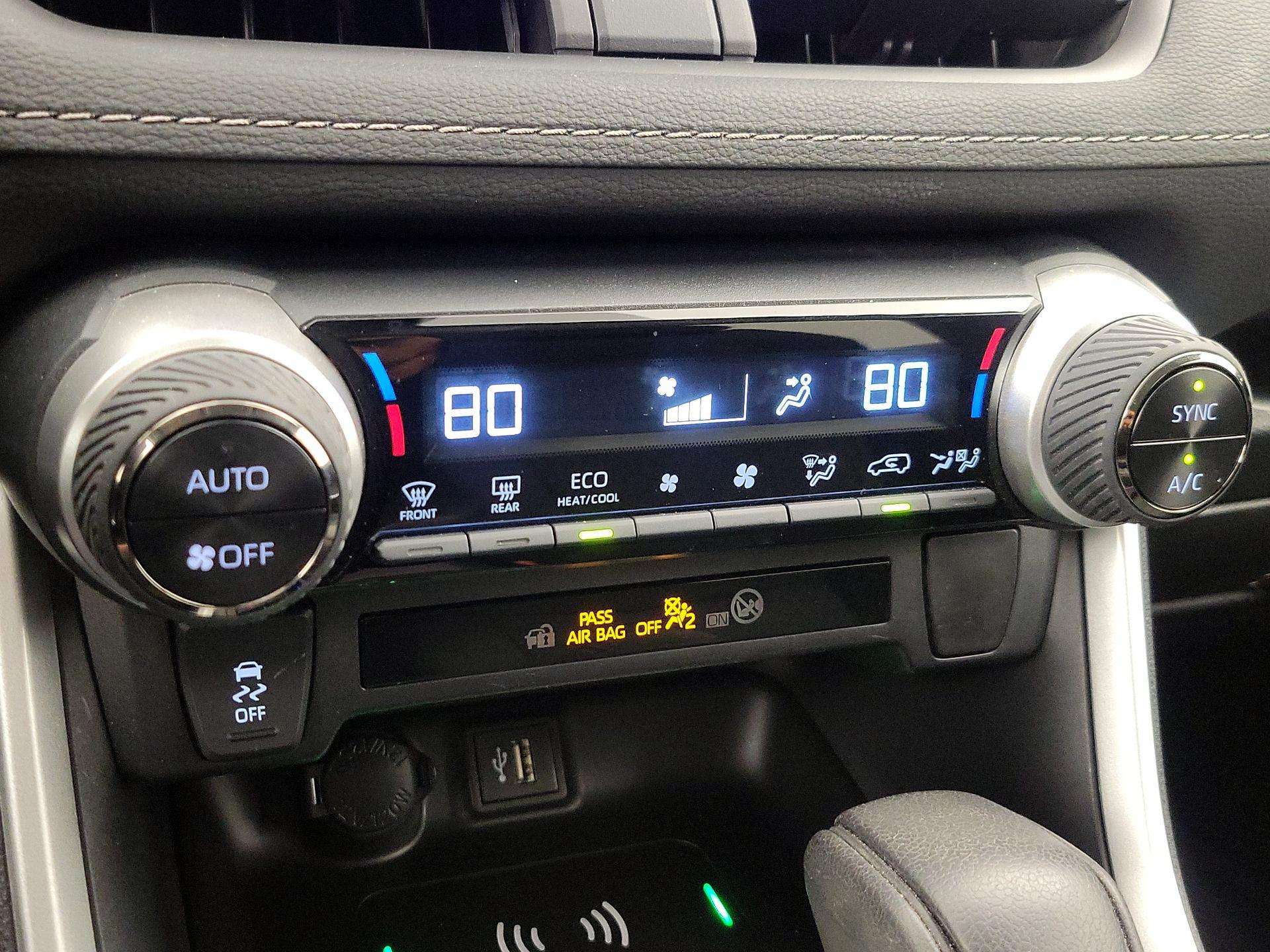 Thumbnail: 2024 Toyota RAV4 - 16