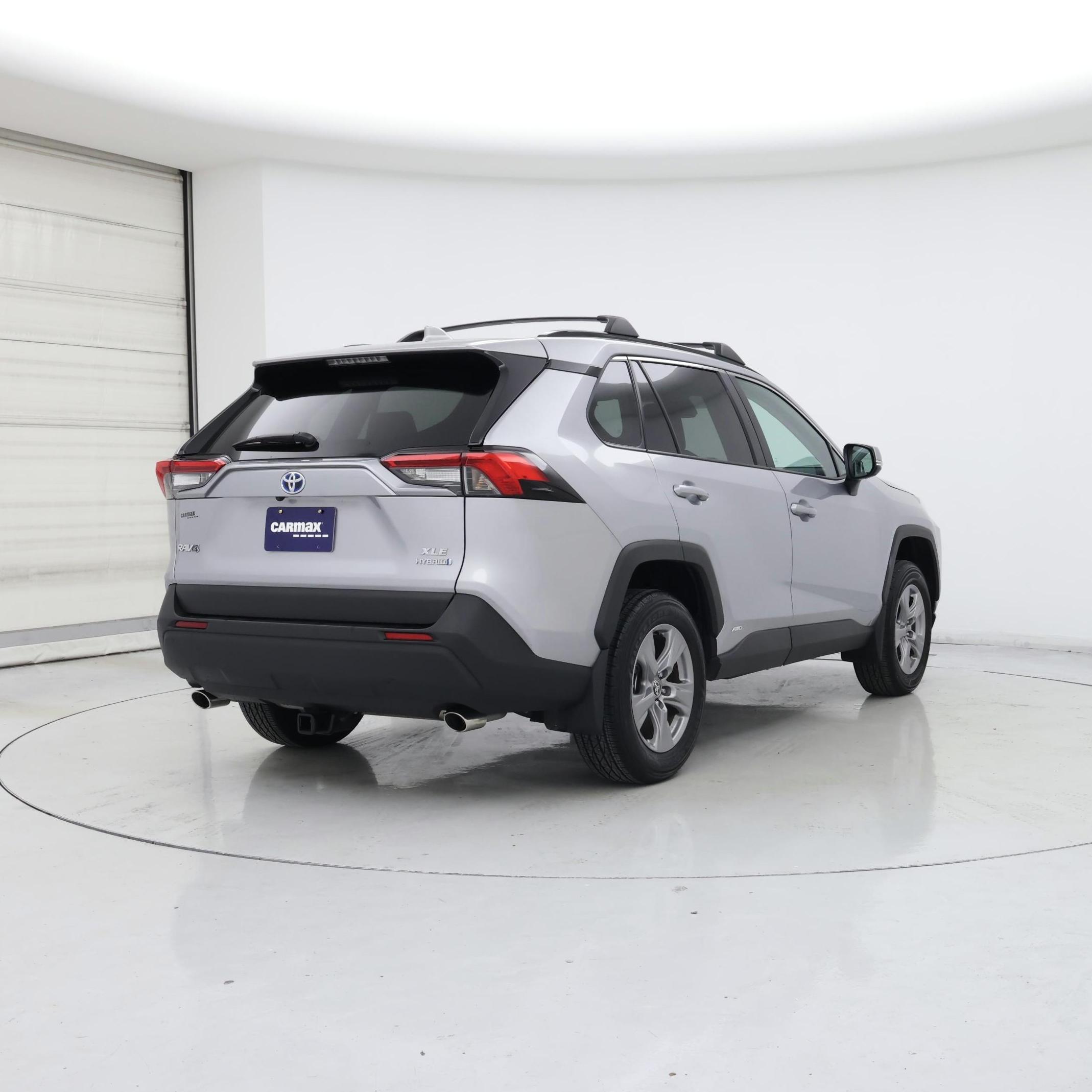 Thumbnail: 2024 Toyota RAV4 - 8