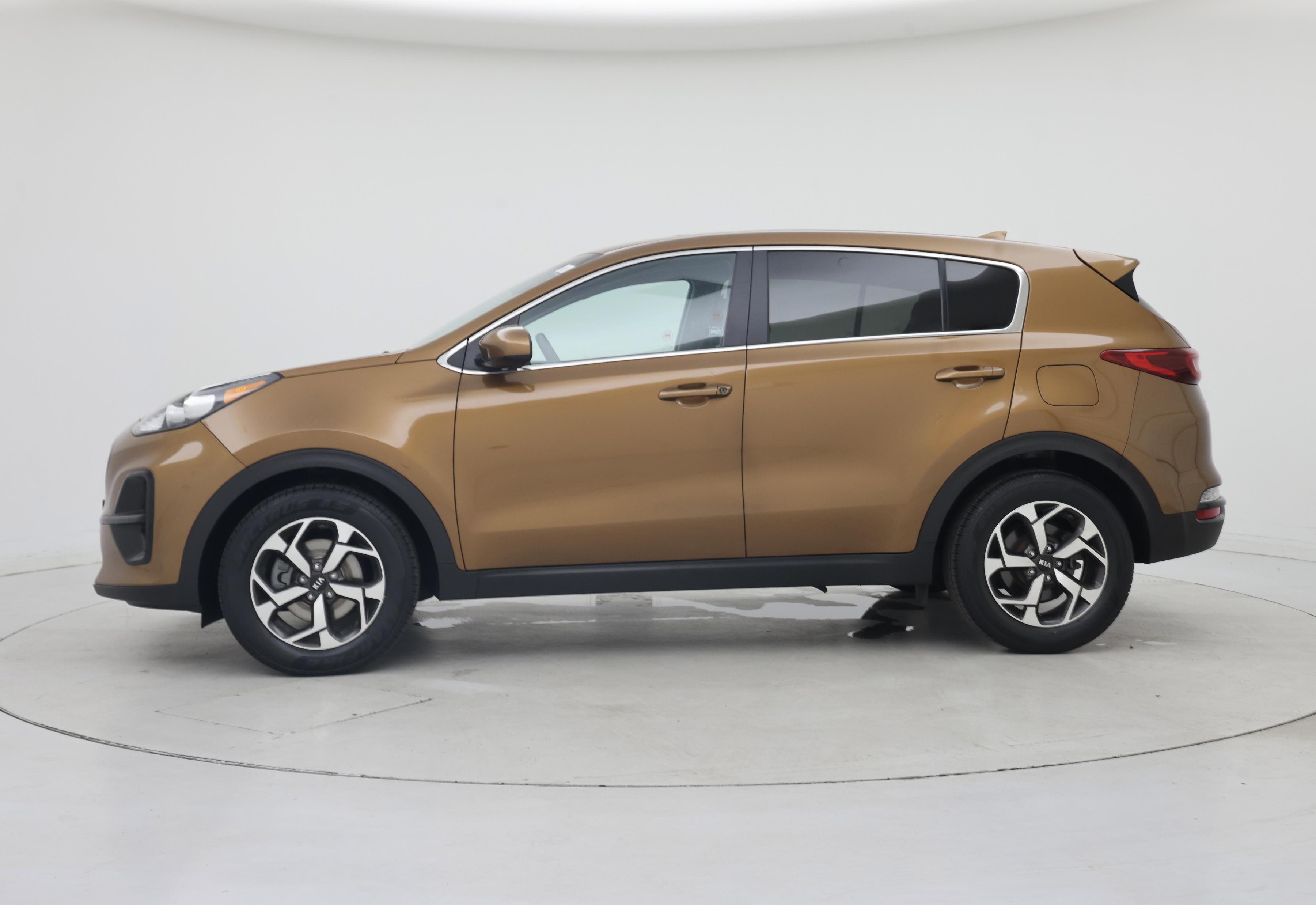 Thumbnail: 2020 Kia Sportage - 3