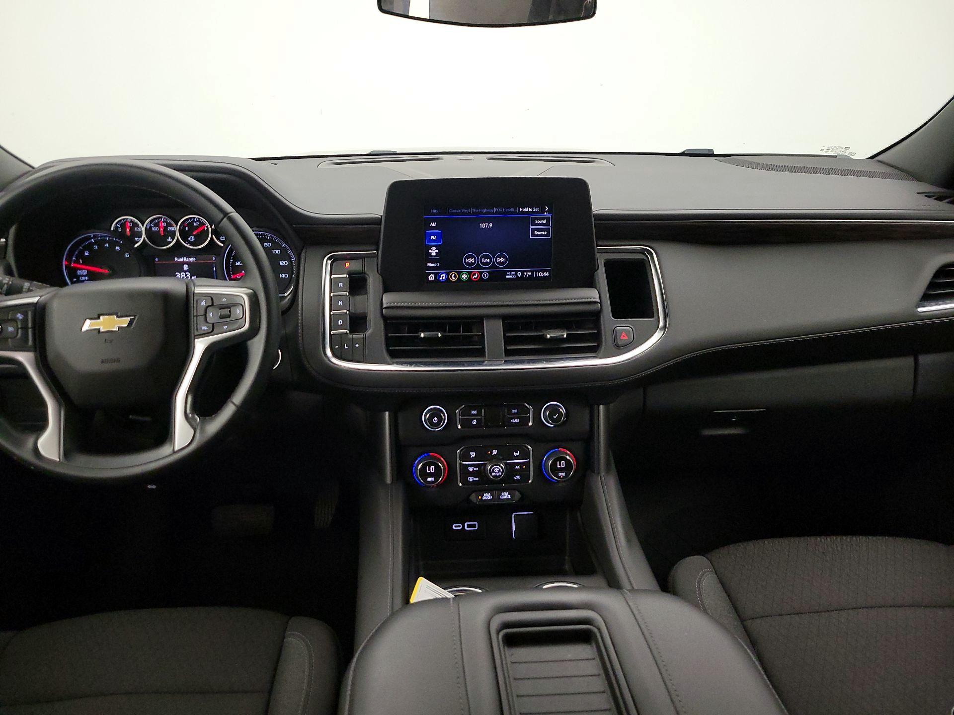 Thumbnail: 2023 Chevrolet Suburban - 9