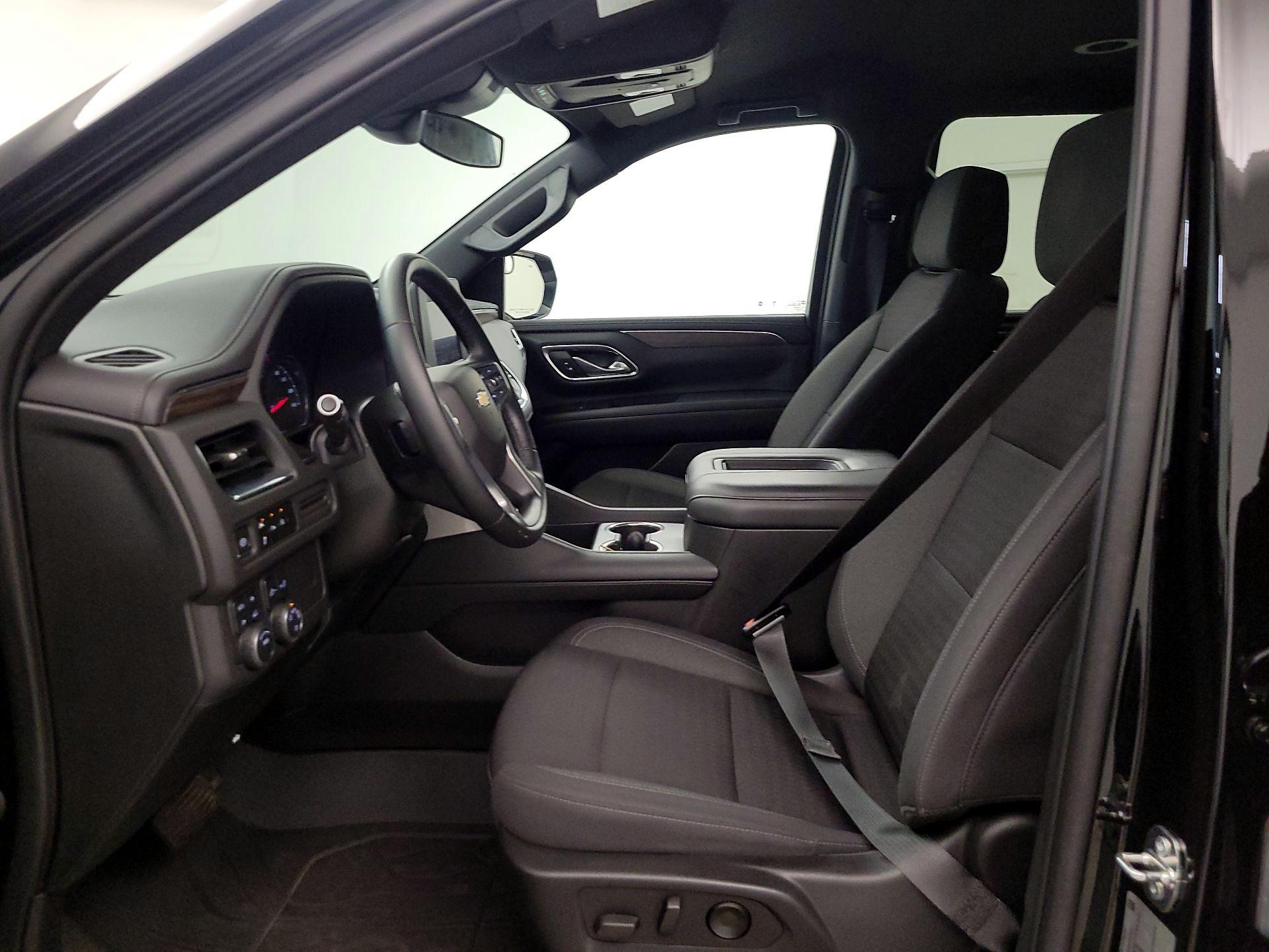 Thumbnail: 2023 Chevrolet Suburban - 11