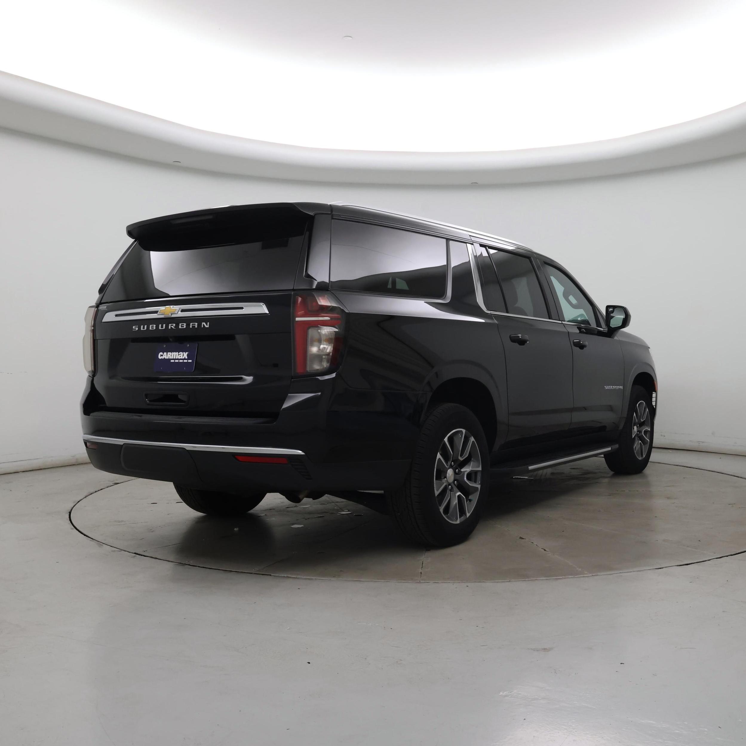 Thumbnail: 2023 Chevrolet Suburban - 8