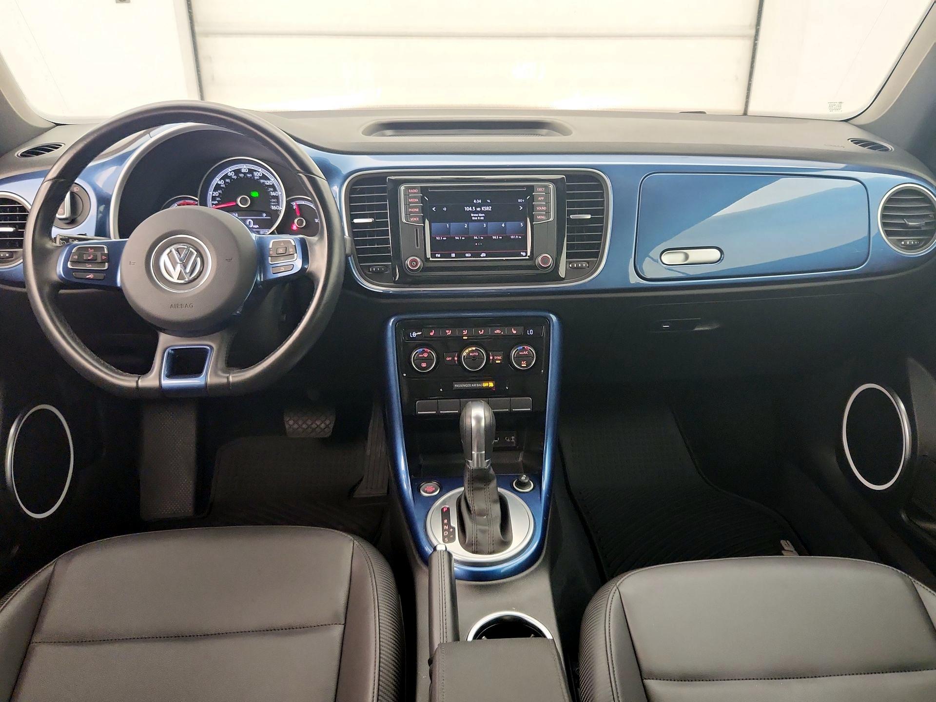 Thumbnail: 2018 Volkswagen Beetle - 9